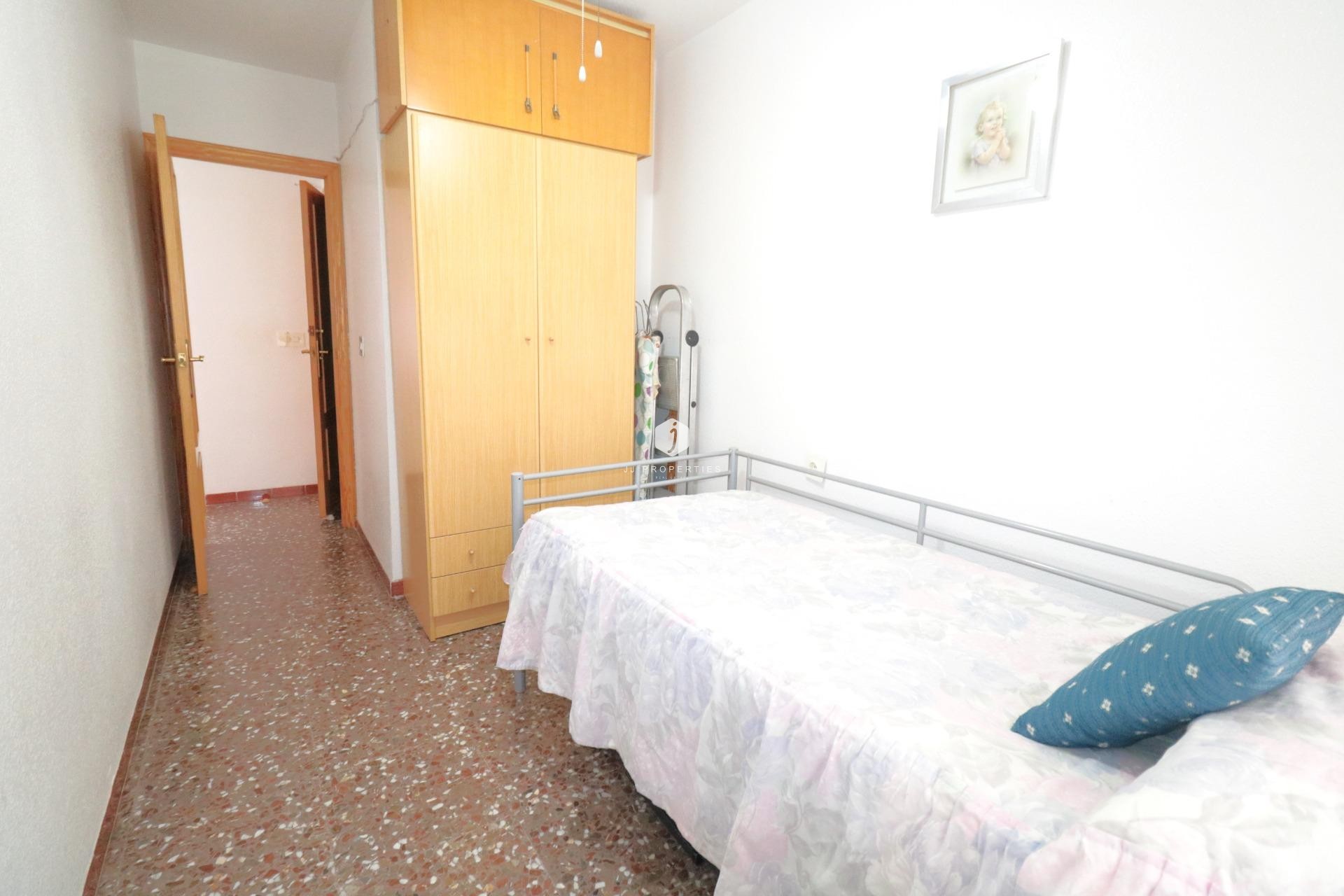 Resale - Apartment / flat -
Torrevieja - Acequion