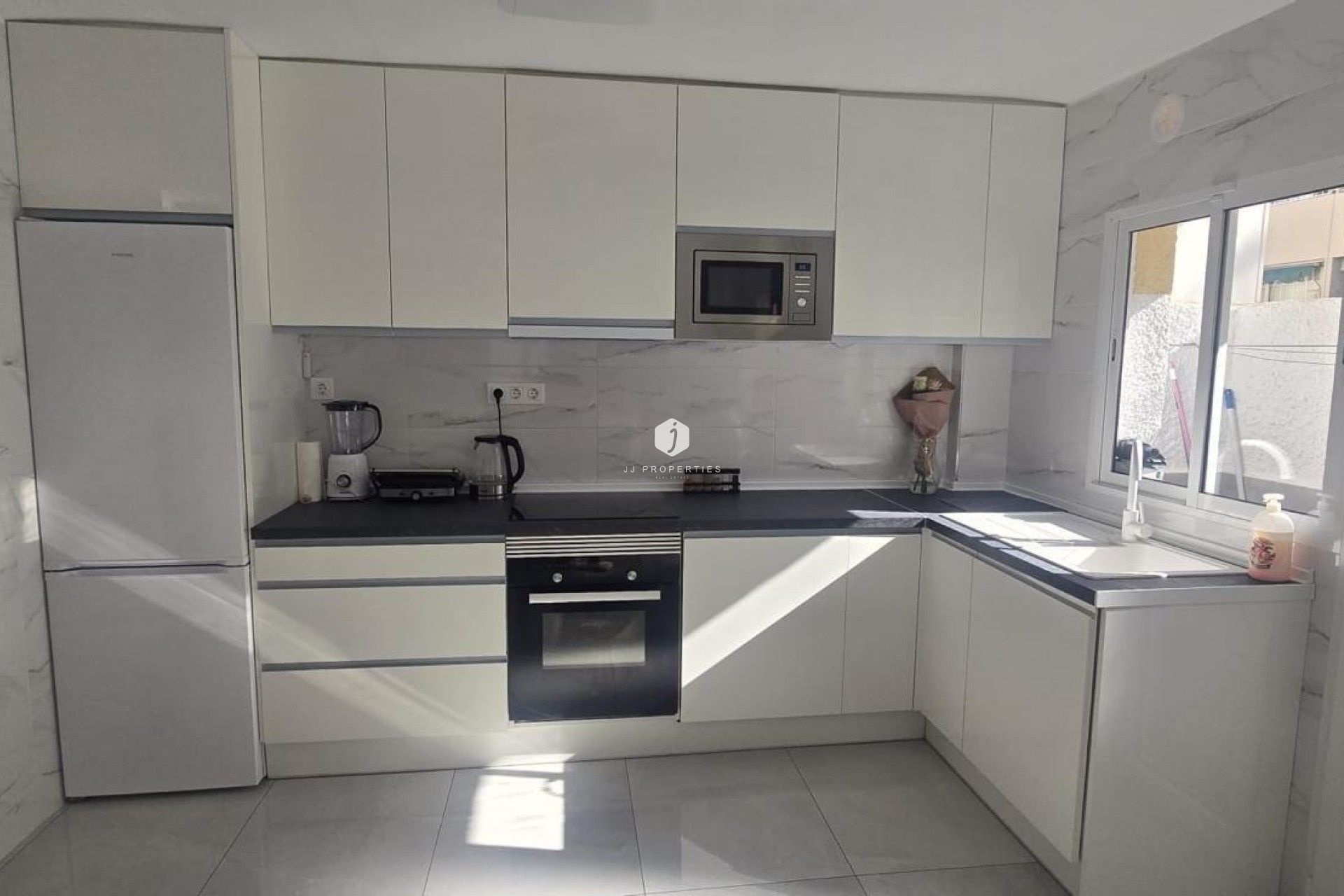 Resale - Apartment / flat -
Torrevieja - Acequion
