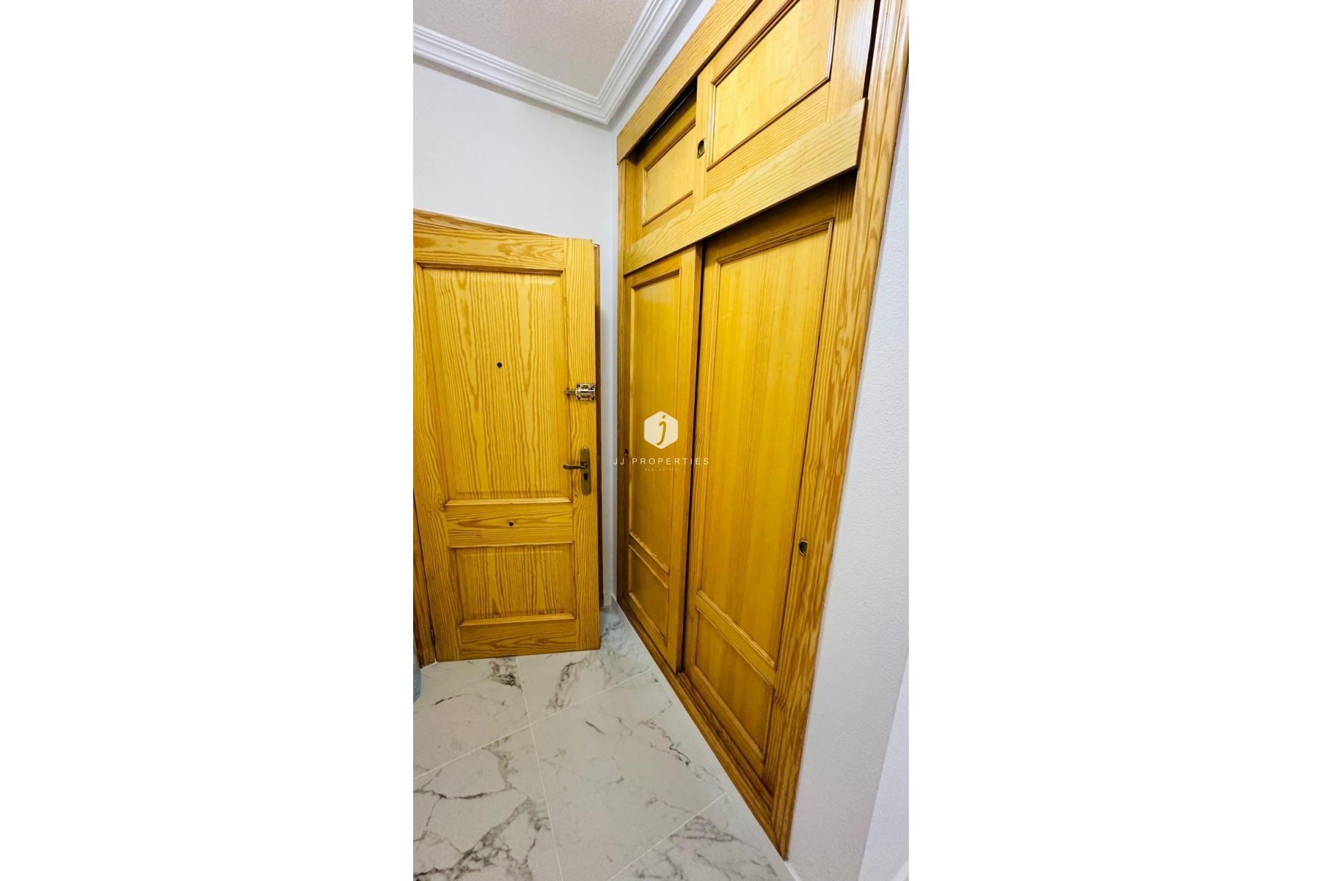 Resale - Apartment / flat -
Torrevieja - Acequion