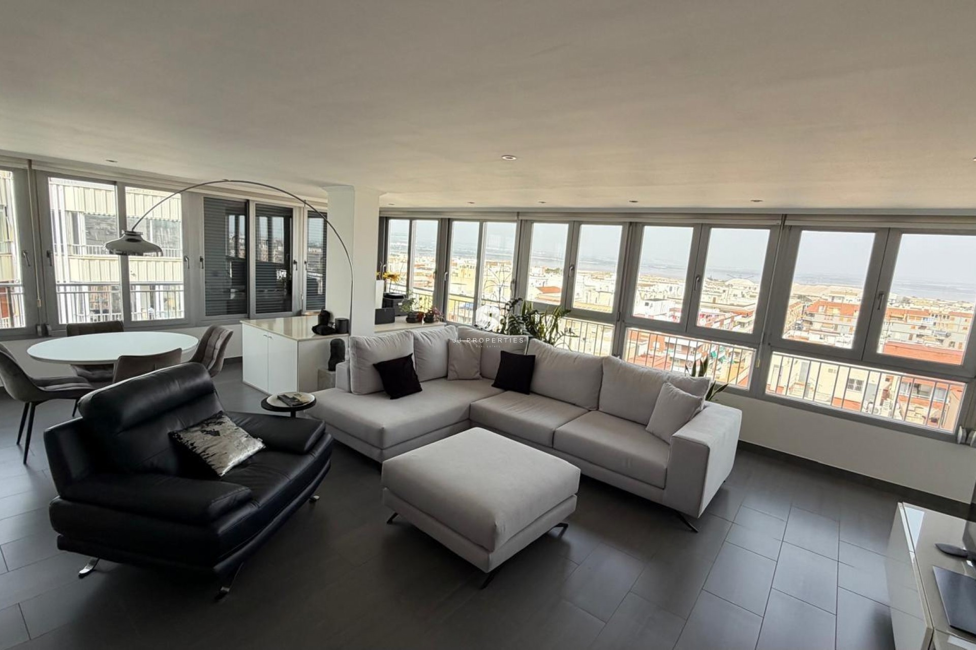 Resale - Apartment / flat -
Torrevieja - Acequion