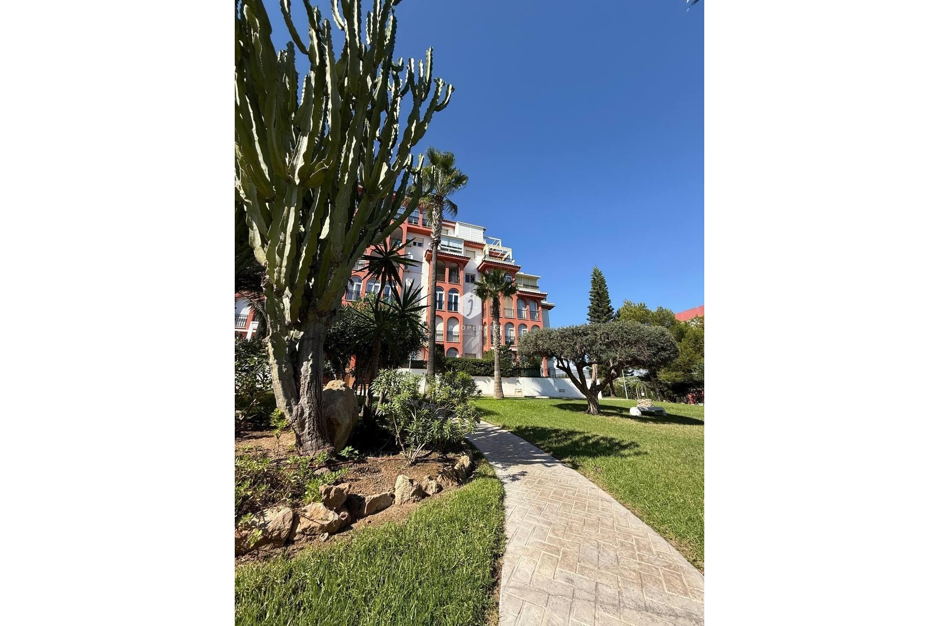 Resale - Apartment / flat -
Torrevieja - Aguas Nuevas 2