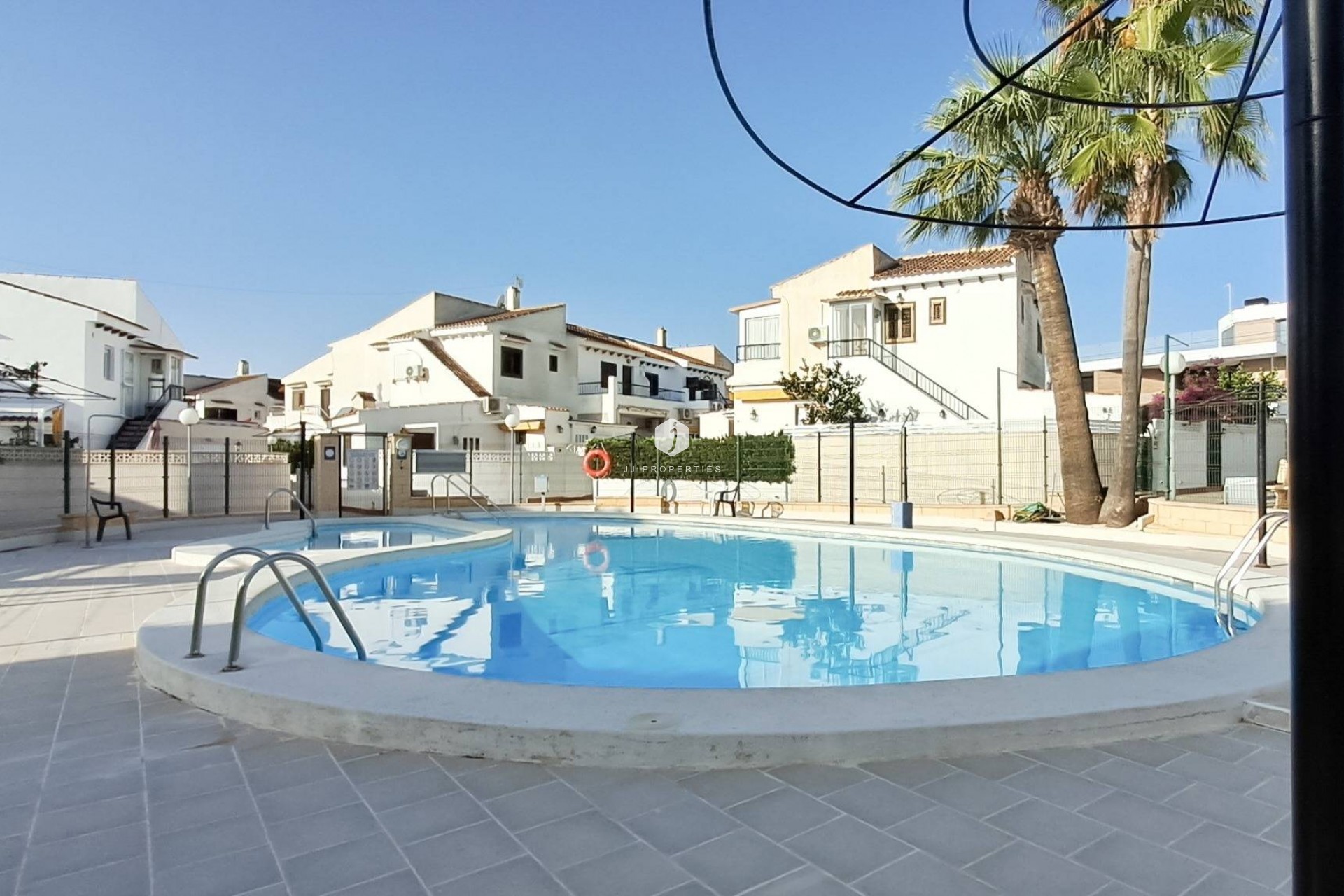 Resale - Apartment / flat -
Torrevieja - Aguas Nuevas 2