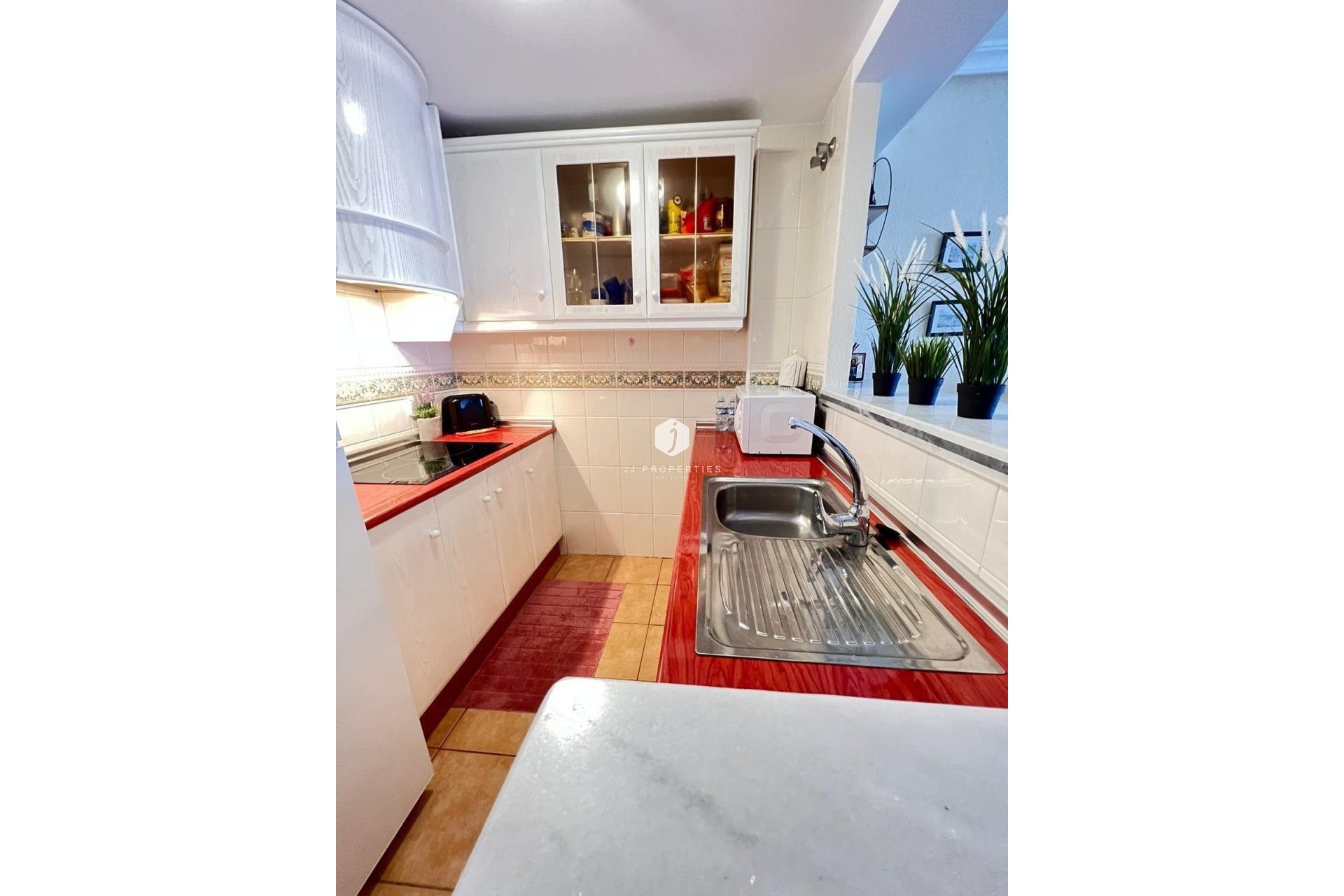 Resale - Apartment / flat -
Torrevieja - aguas nuevas