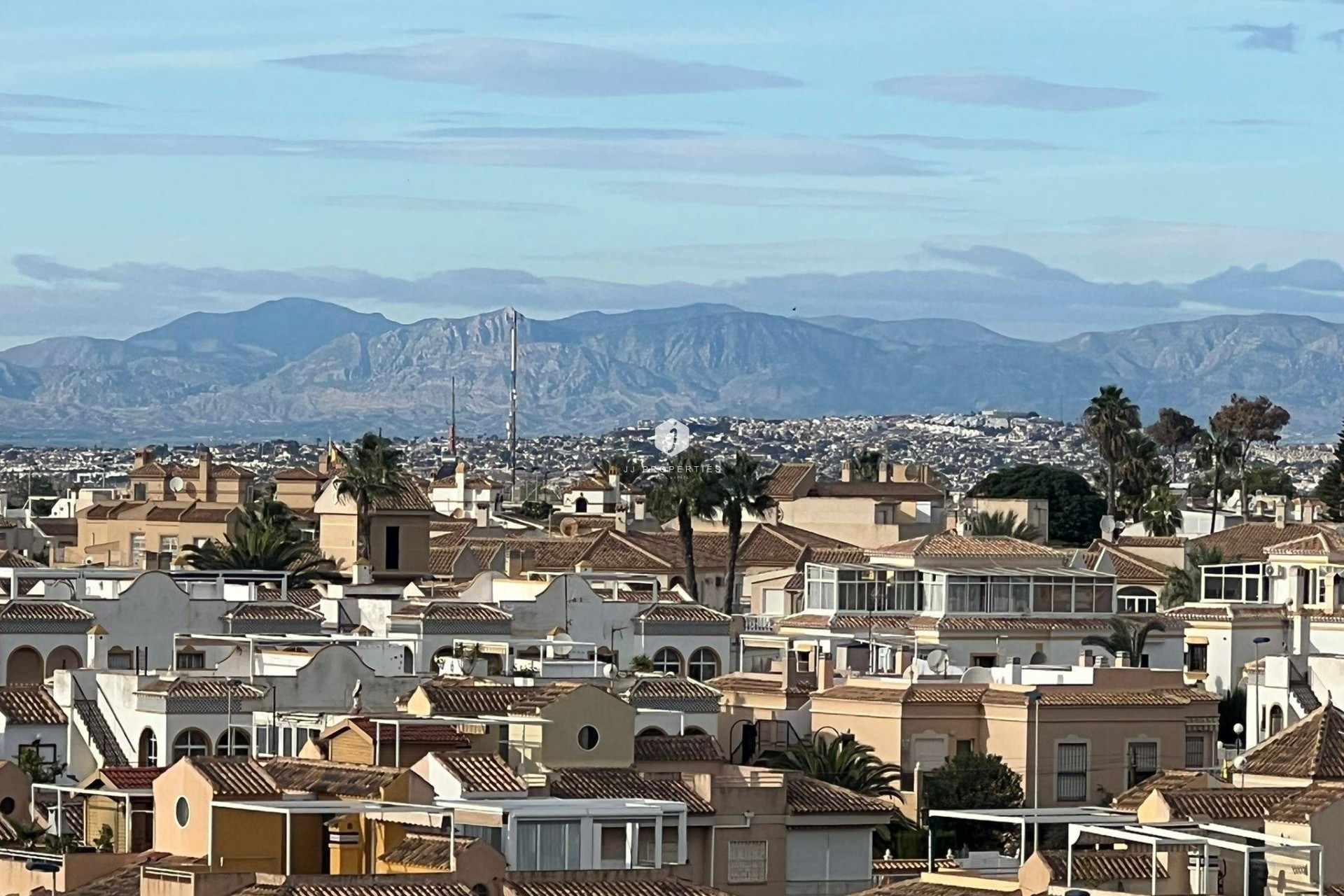 Resale - Apartment / flat -
Torrevieja - aguas nuevas