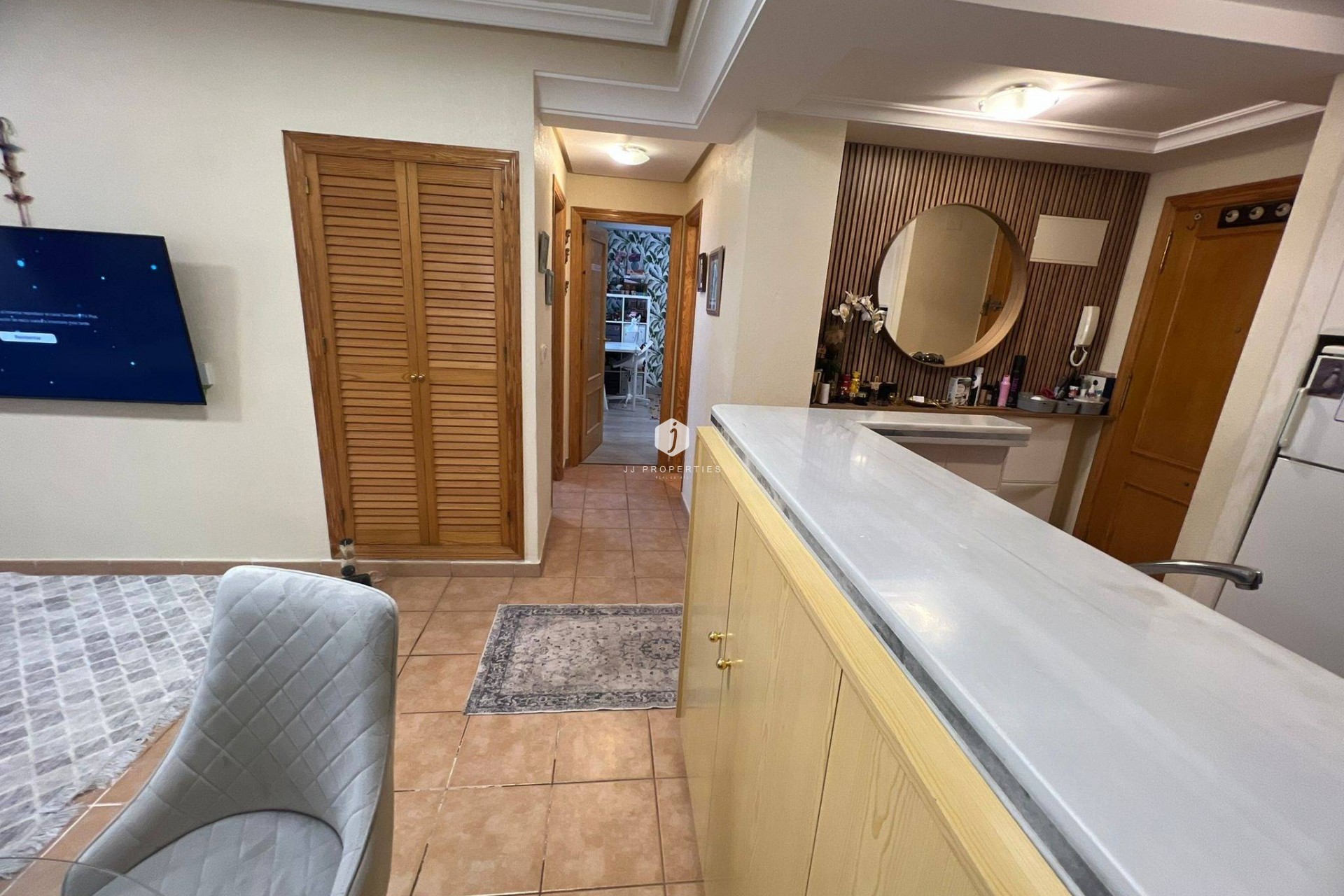 Resale - Apartment / flat -
Torrevieja - aguas nuevas