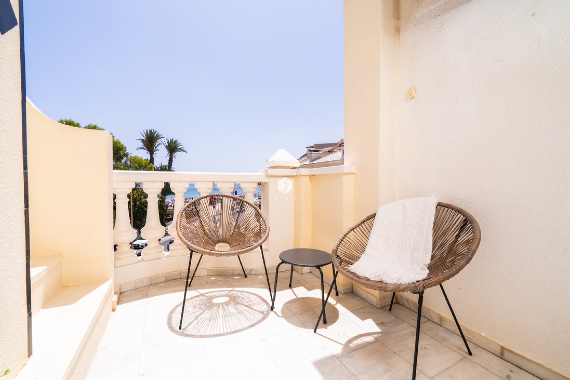 Resale - Apartment / flat -
Torrevieja - aguas nuevas