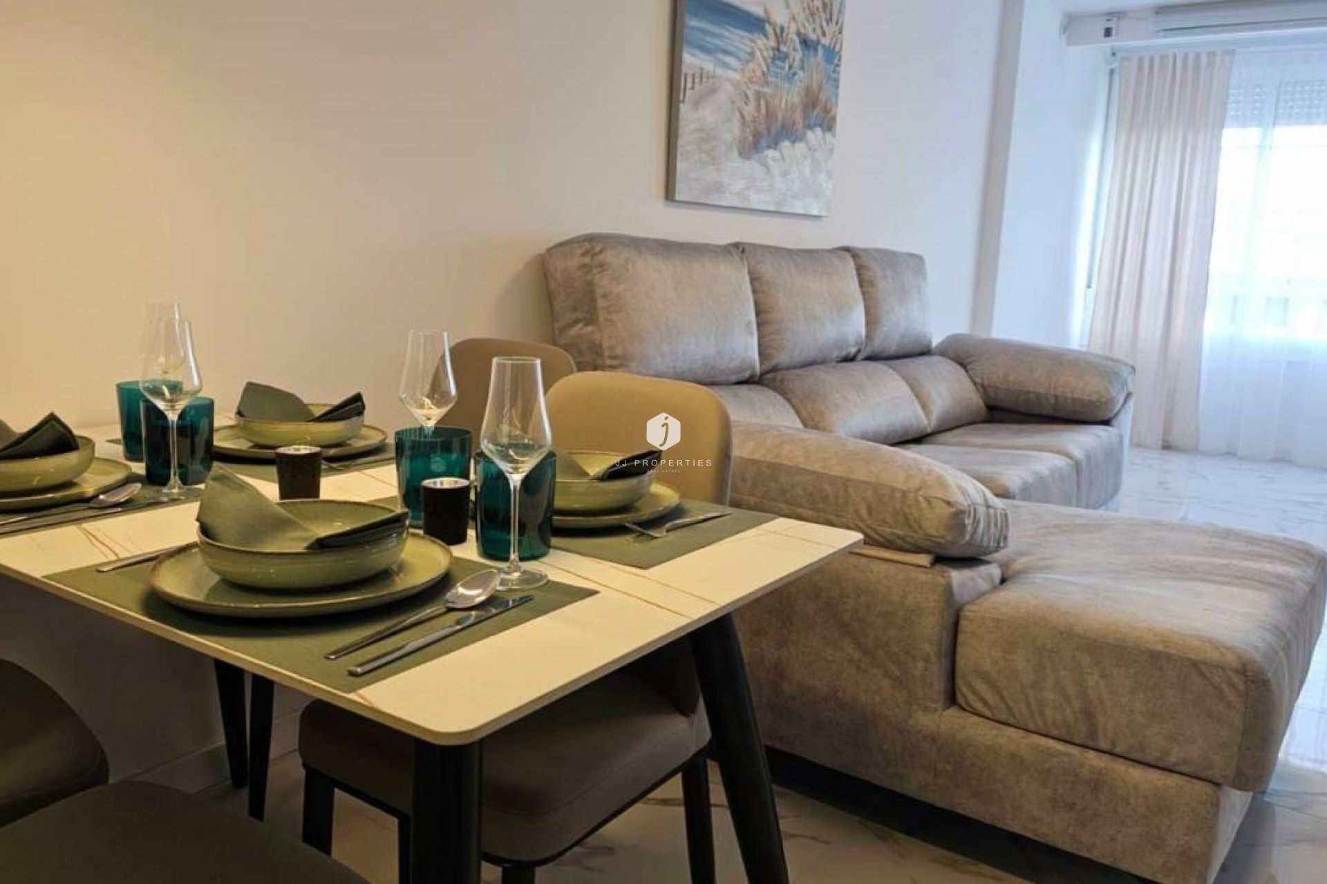 Resale - Apartment / flat -
Torrevieja - Cabo cervera