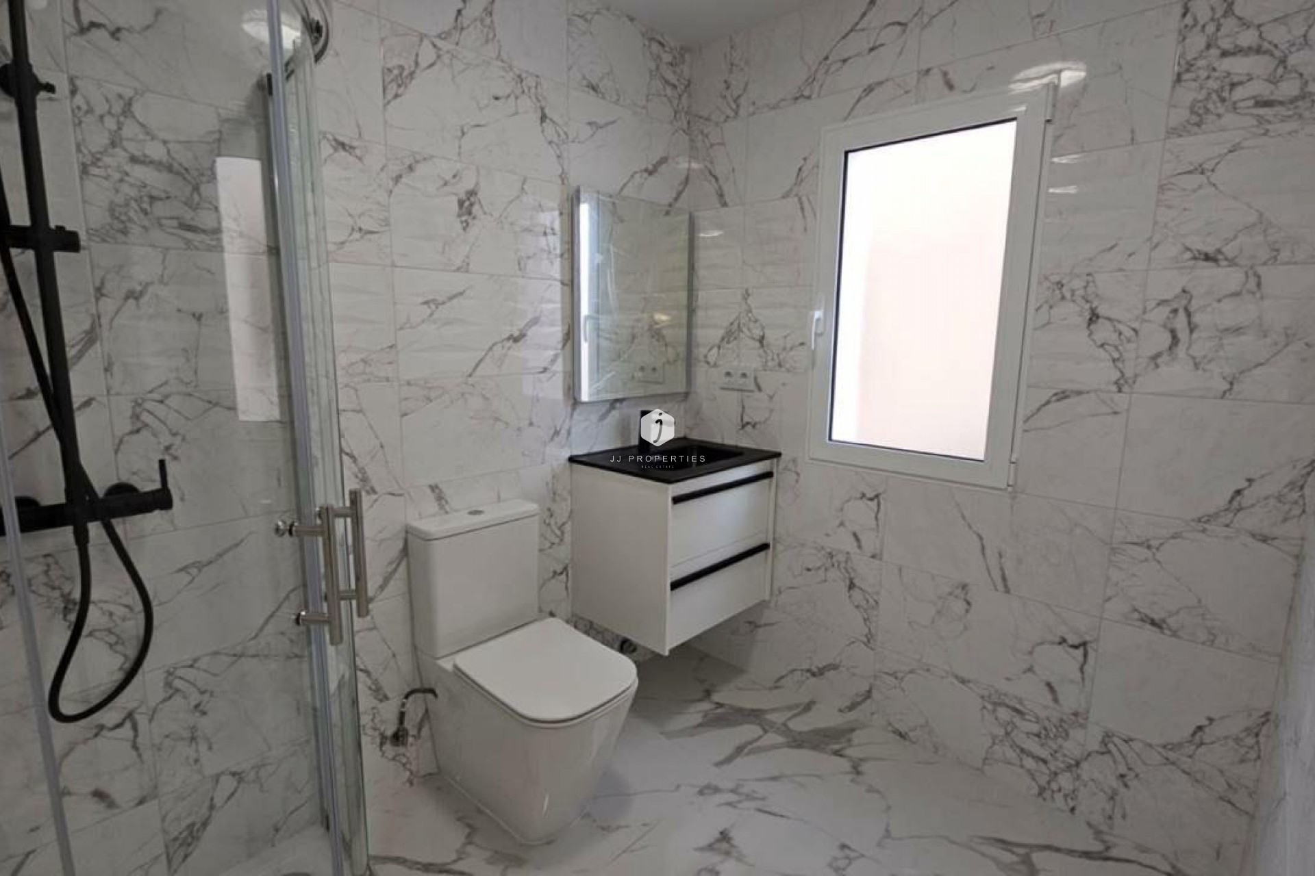 Resale - Apartment / flat -
Torrevieja - Cabo cervera