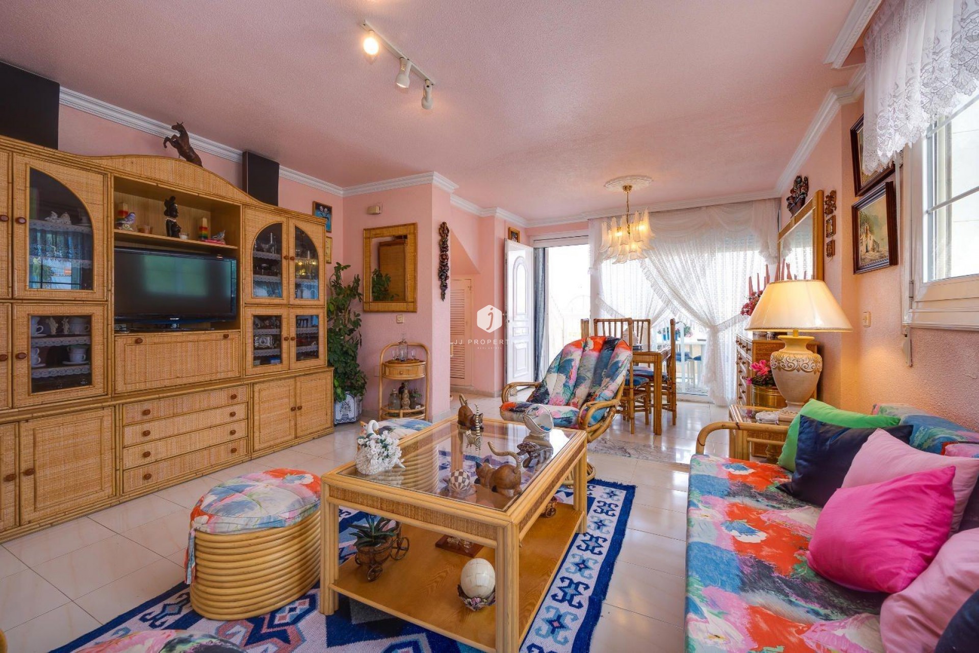 Resale - Apartment / flat -
Torrevieja - Cabo cervera