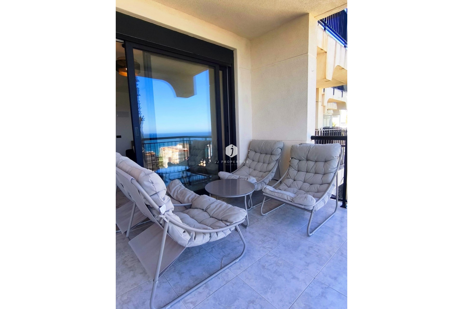 Resale - Apartment / flat -
Torrevieja - Cabo cervera