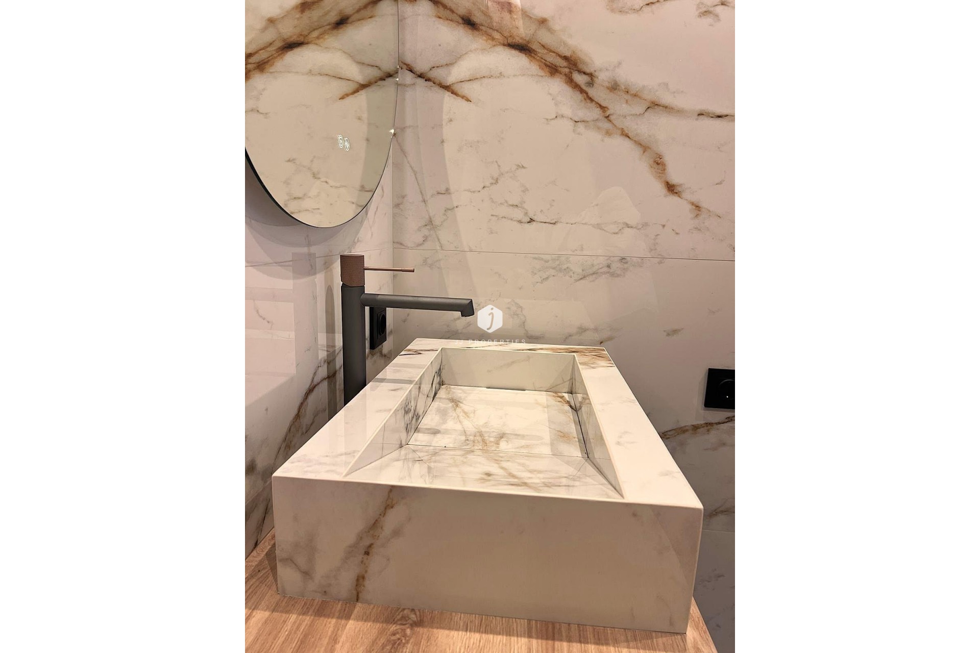 Resale - Apartment / flat -
Torrevieja - Cabo cervera