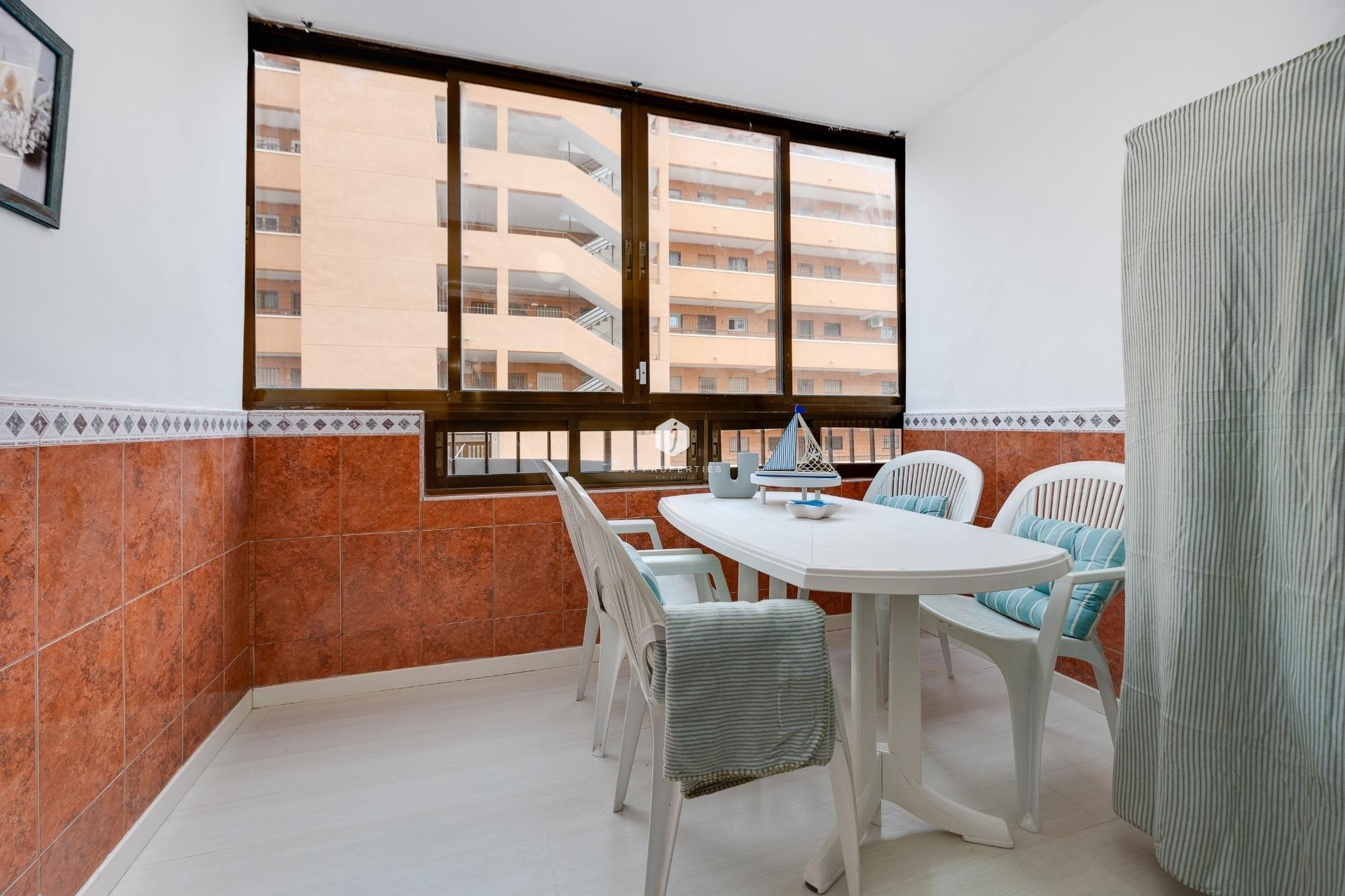 Resale - Apartment / flat -
Torrevieja - Cabo cervera