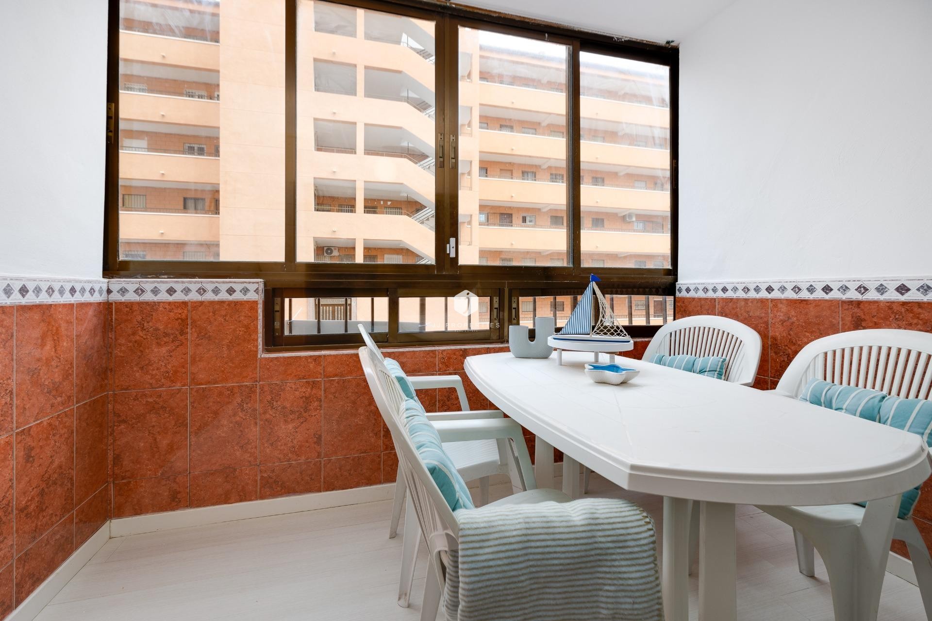 Resale - Apartment / flat -
Torrevieja - Cabo cervera