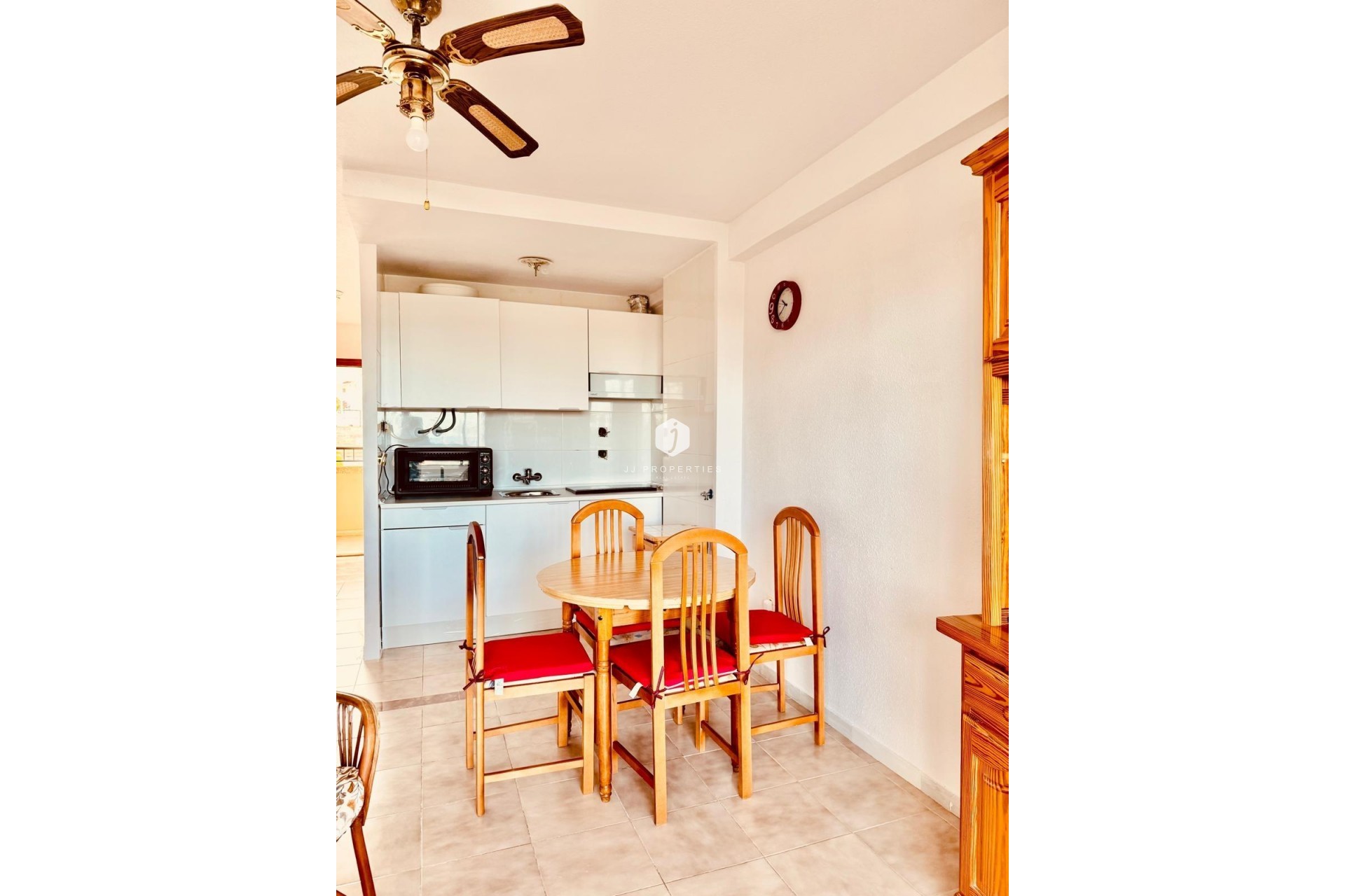 Resale - Apartment / flat -
Torrevieja - Cabo cervera