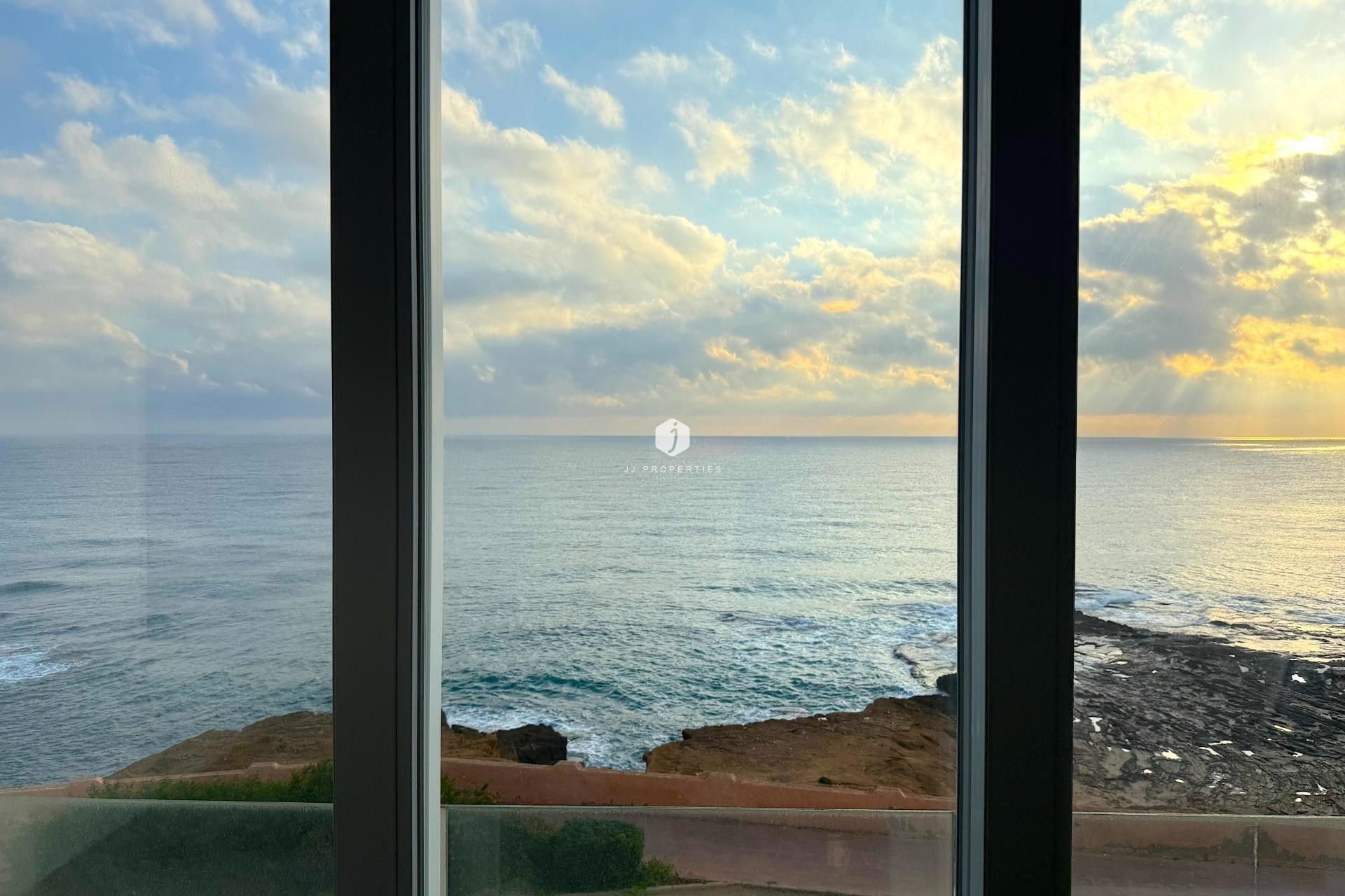 Resale - Apartment / flat -
Torrevieja - Cabo cervera