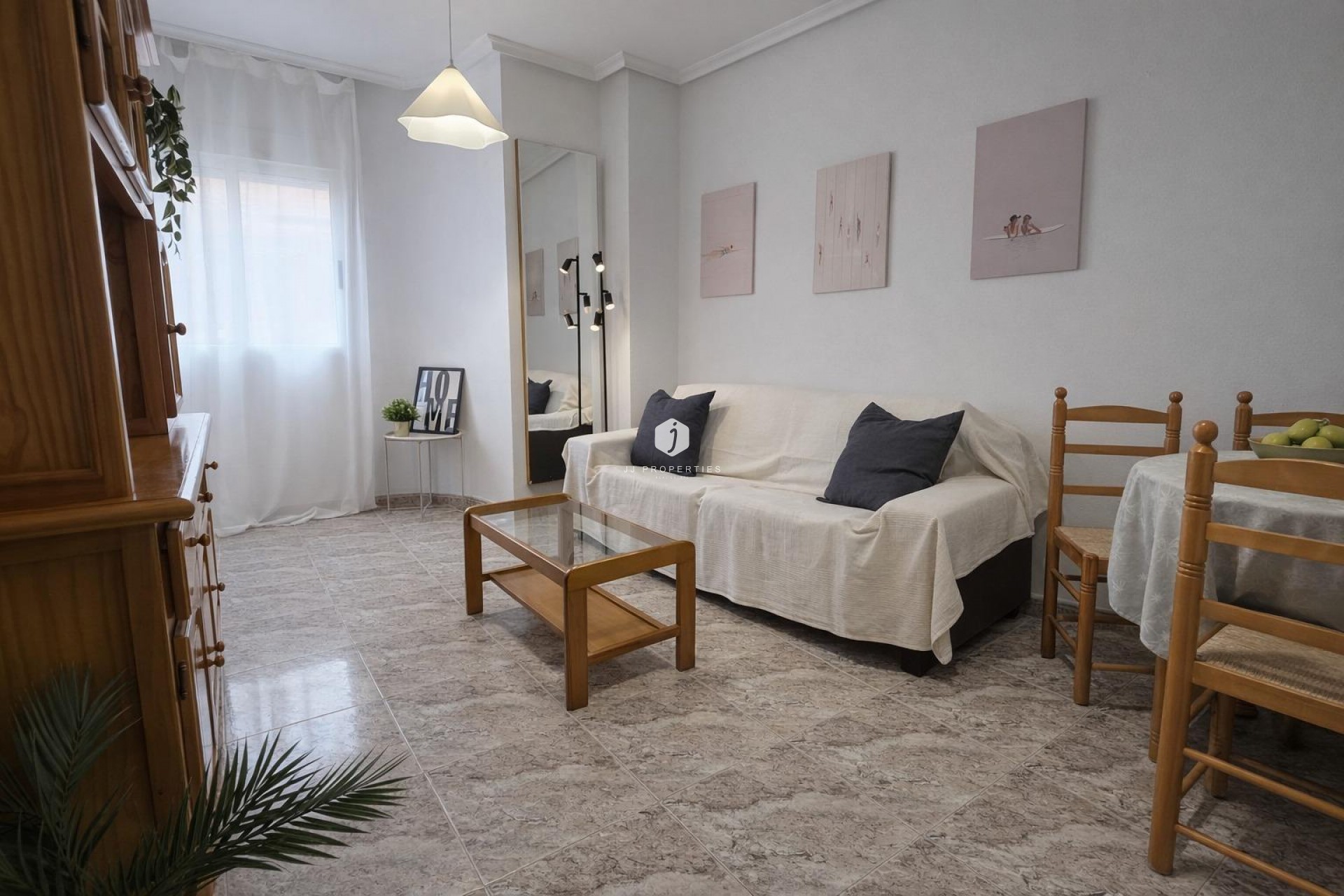 Resale - Apartment / flat -
Torrevieja - Centro - Muelle Pesquero