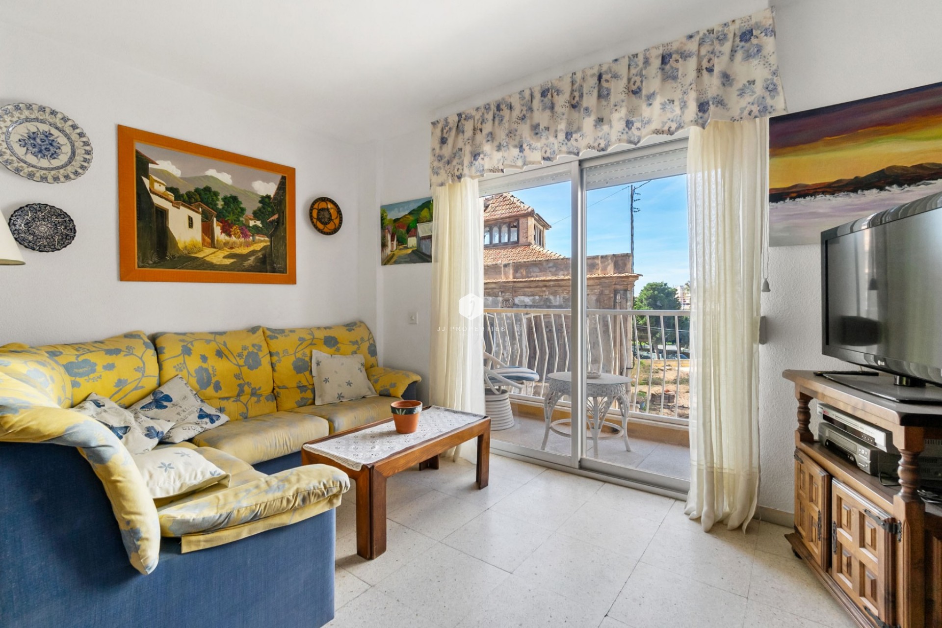 Resale - Apartment / flat -
Torrevieja - Centro