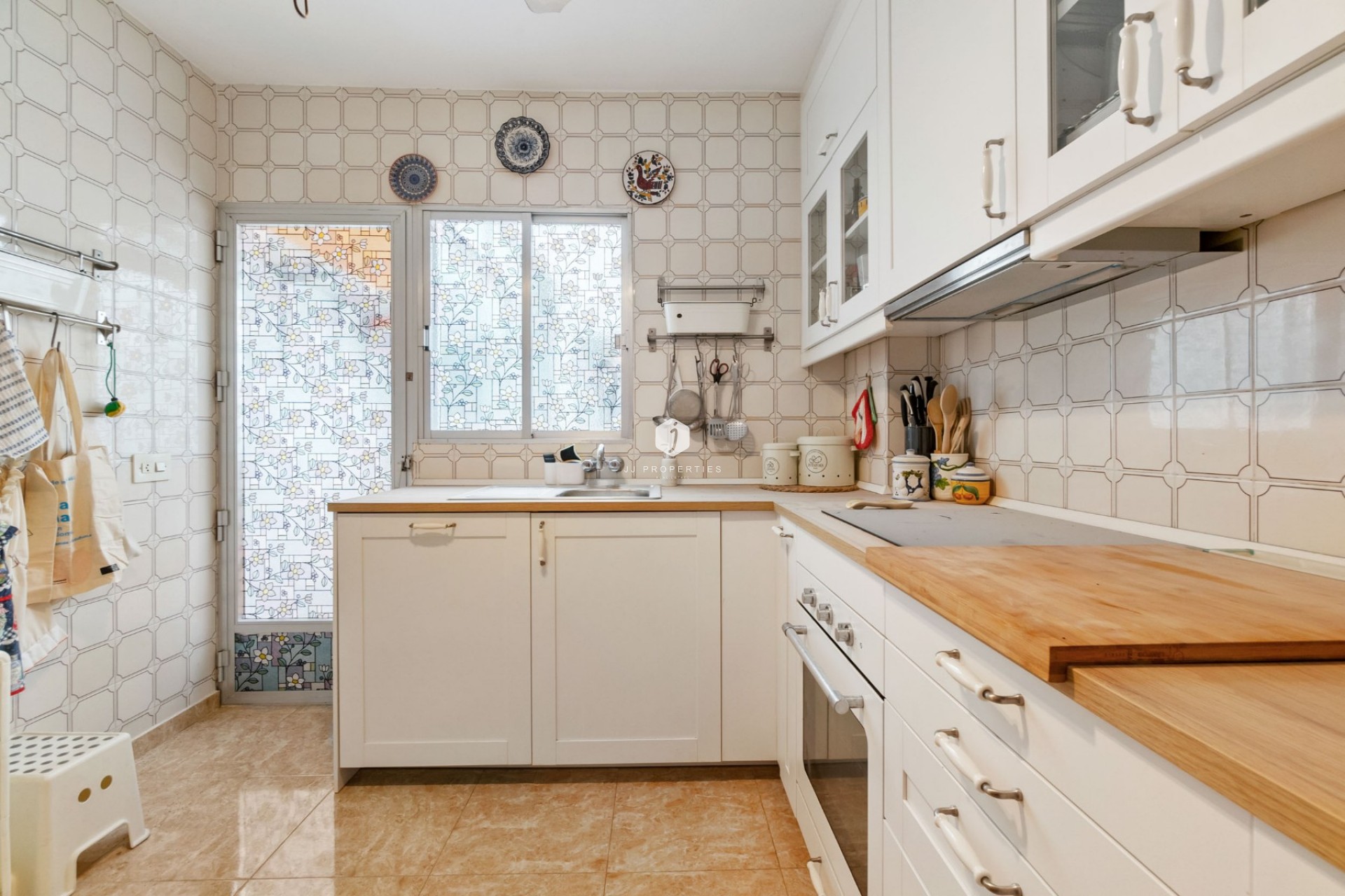 Resale - Apartment / flat -
Torrevieja - Centro