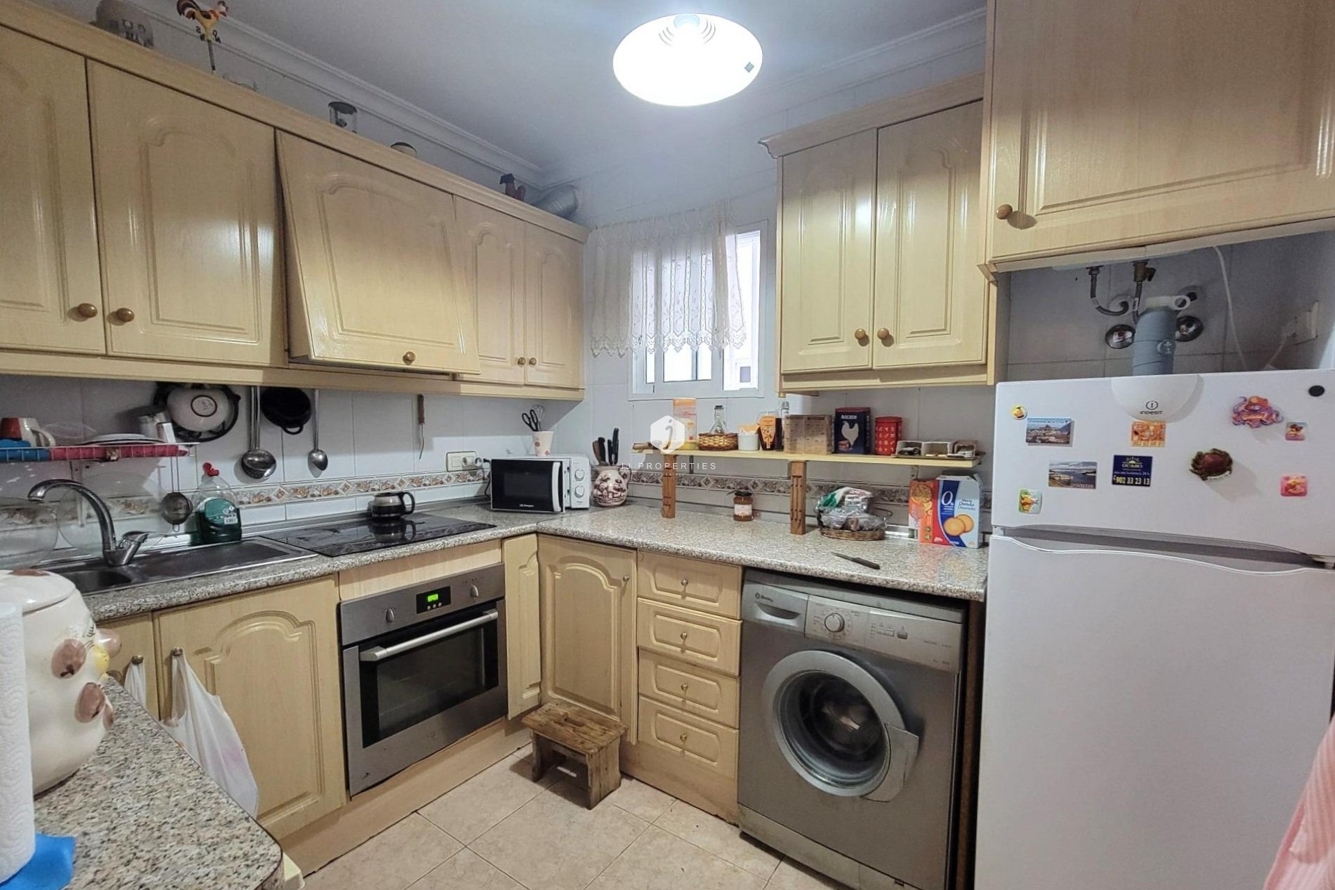 Resale - Apartment / flat -
Torrevieja - Centro