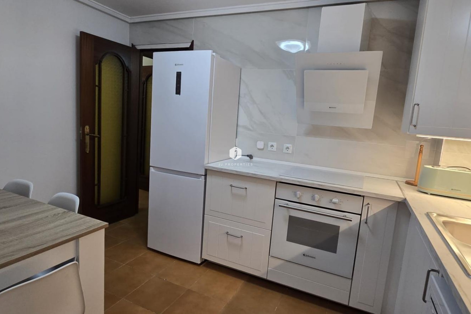 Resale - Apartment / flat -
Torrevieja - Centro