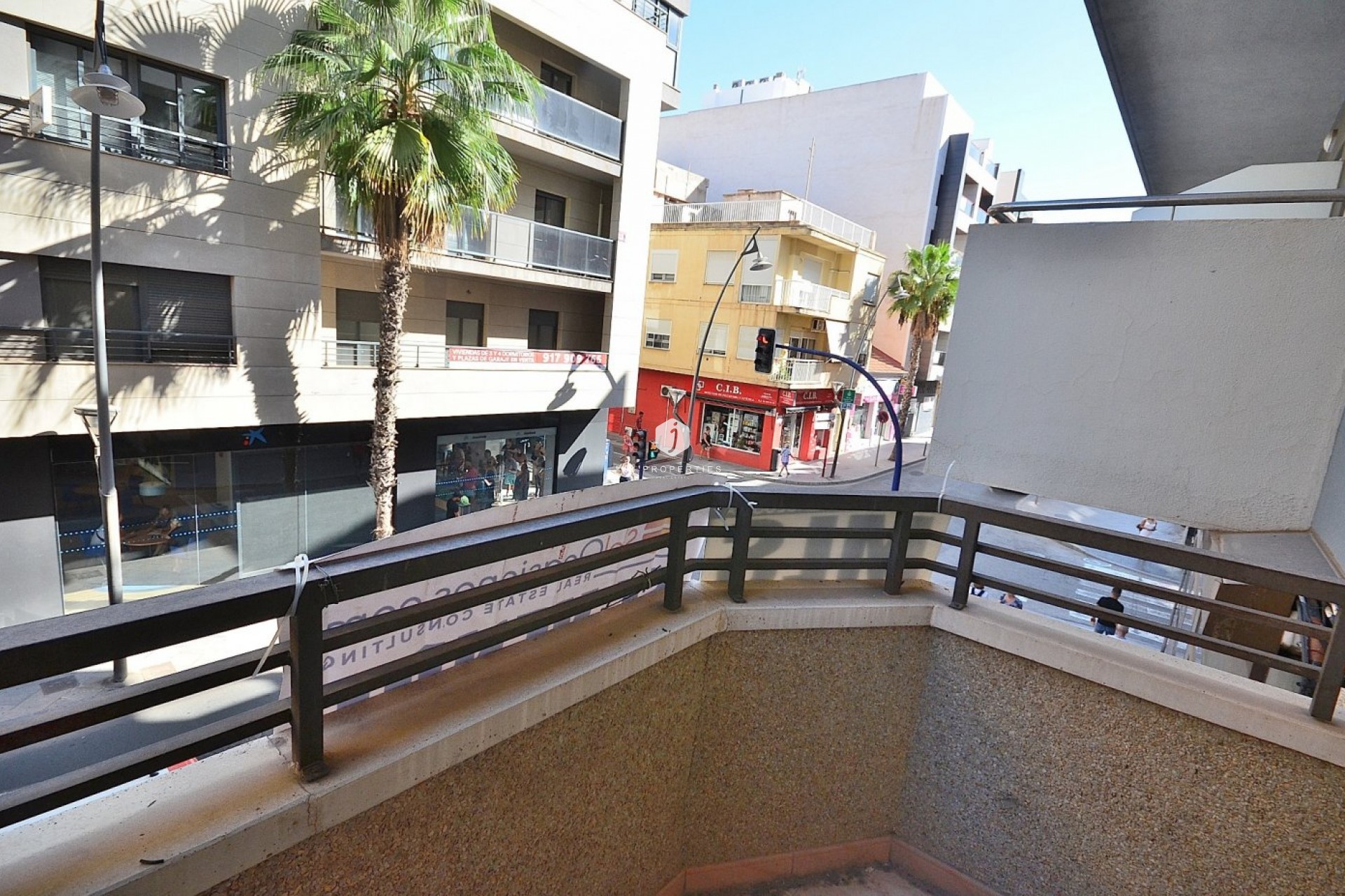 Resale - Apartment / flat -
Torrevieja - Centro
