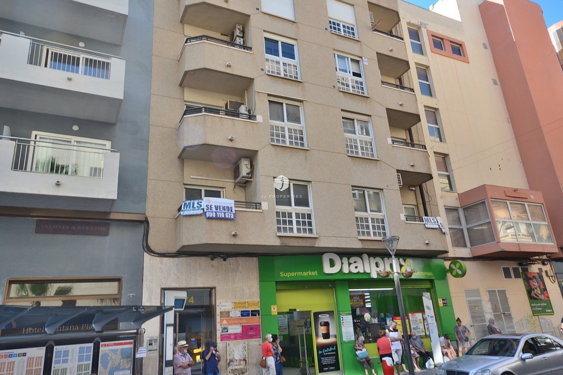 Resale - Apartment / flat -
Torrevieja - Centro