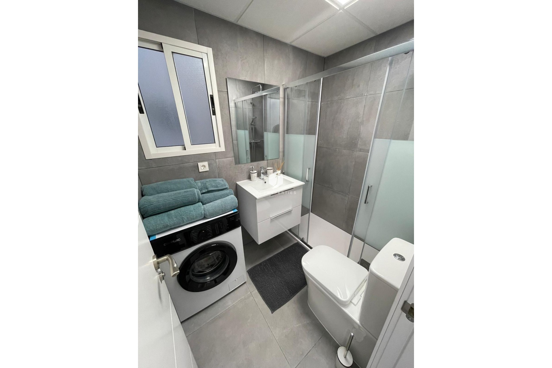 Resale - Apartment / flat -
Torrevieja - Centro