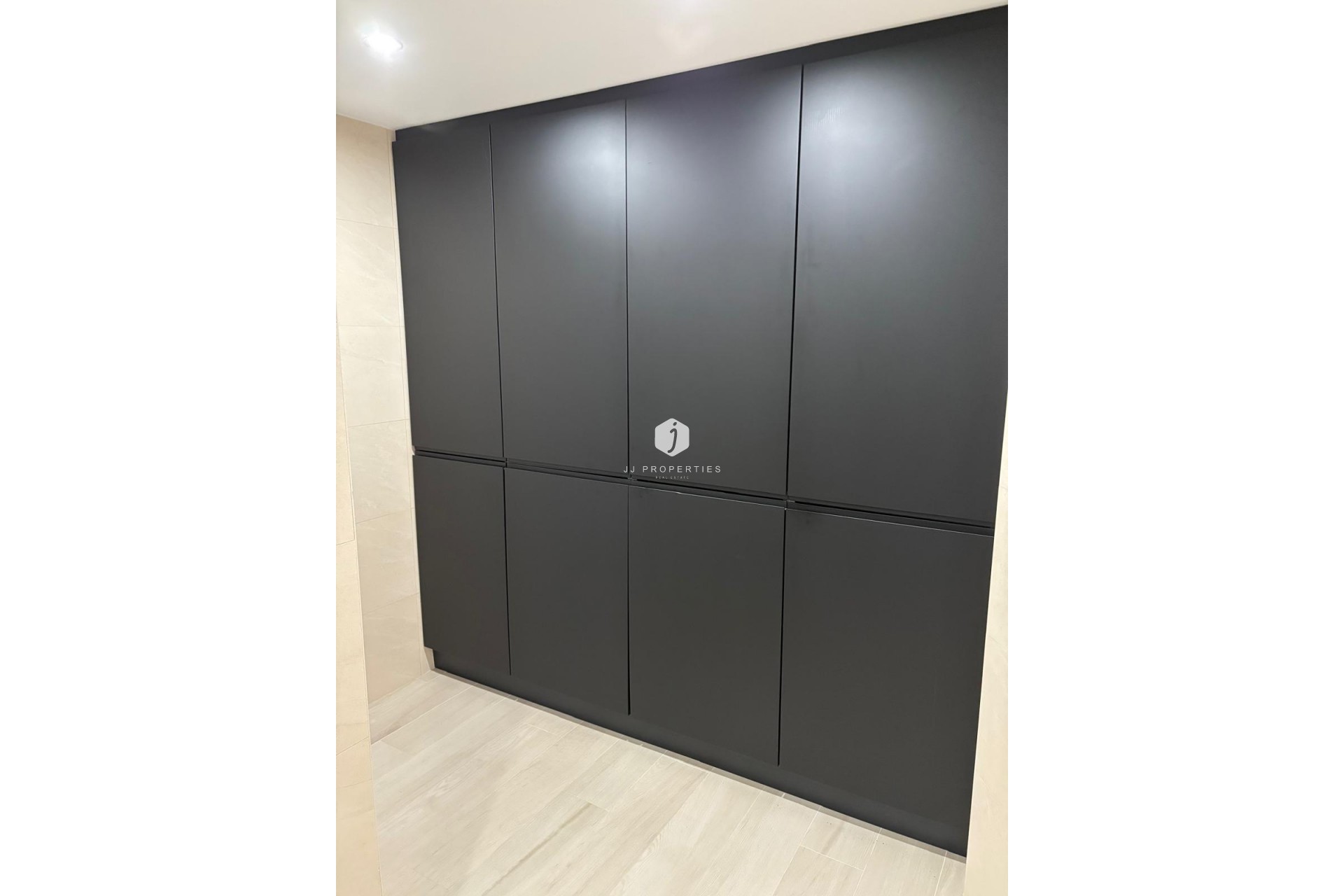 Resale - Apartment / flat -
Torrevieja - Centro