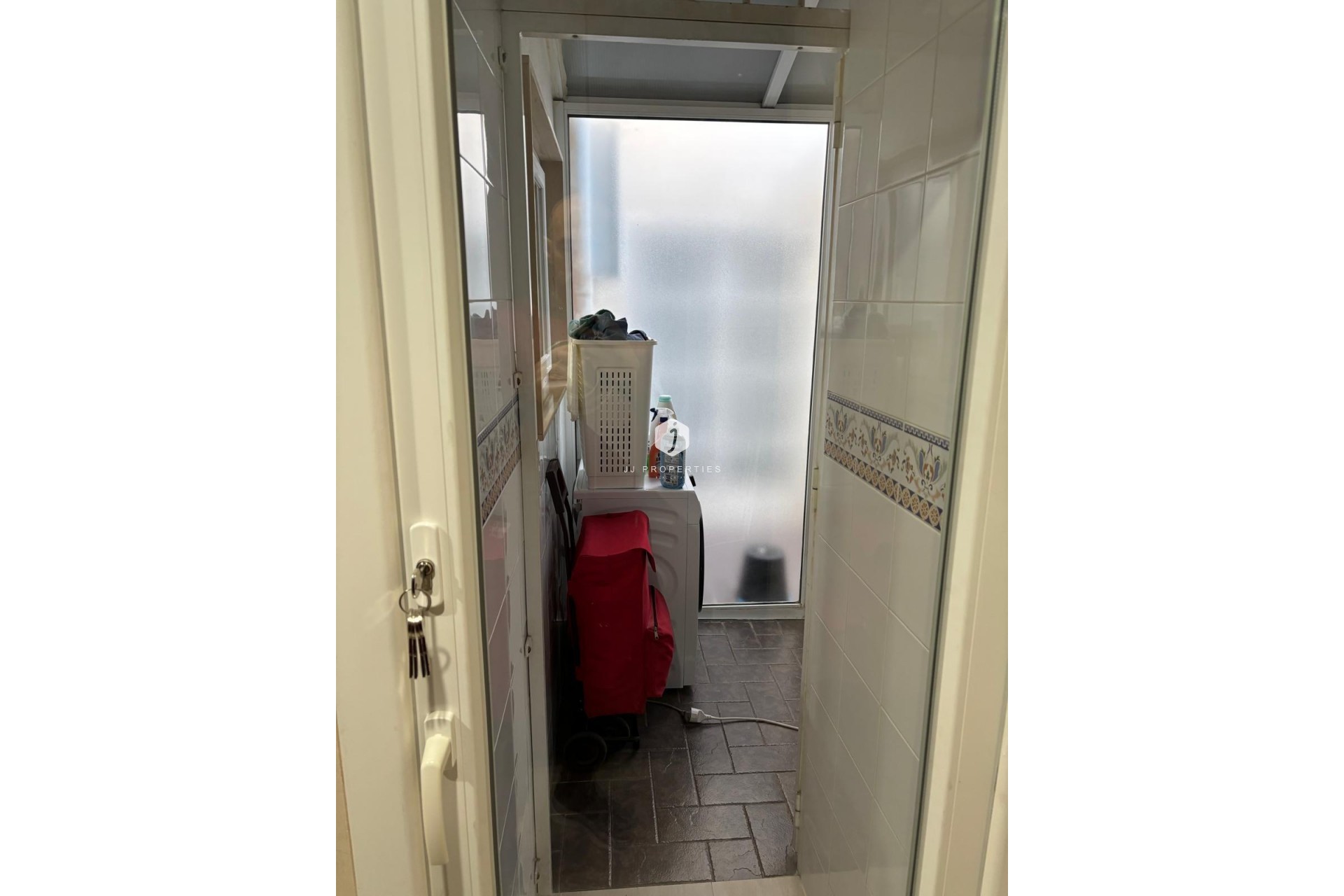 Resale - Apartment / flat -
Torrevieja - Centro