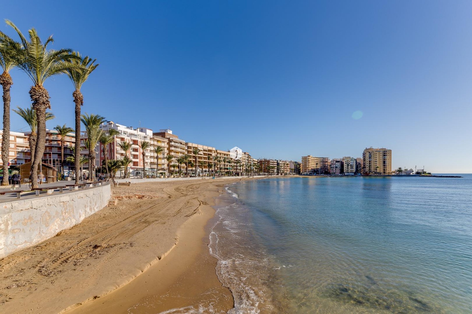 Resale - Apartment / flat -
Torrevieja - Centro