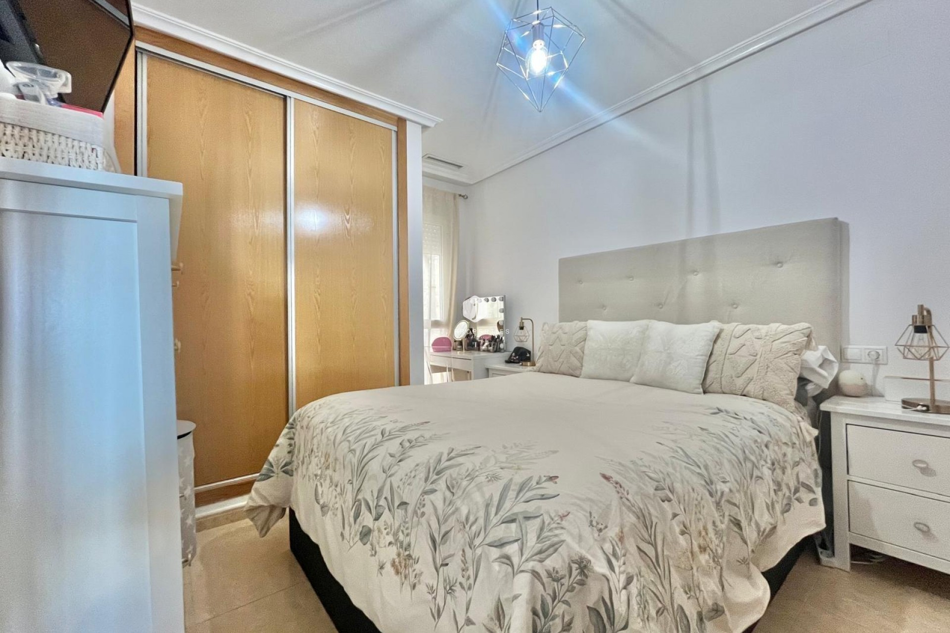 Resale - Apartment / flat -
Torrevieja - Centro