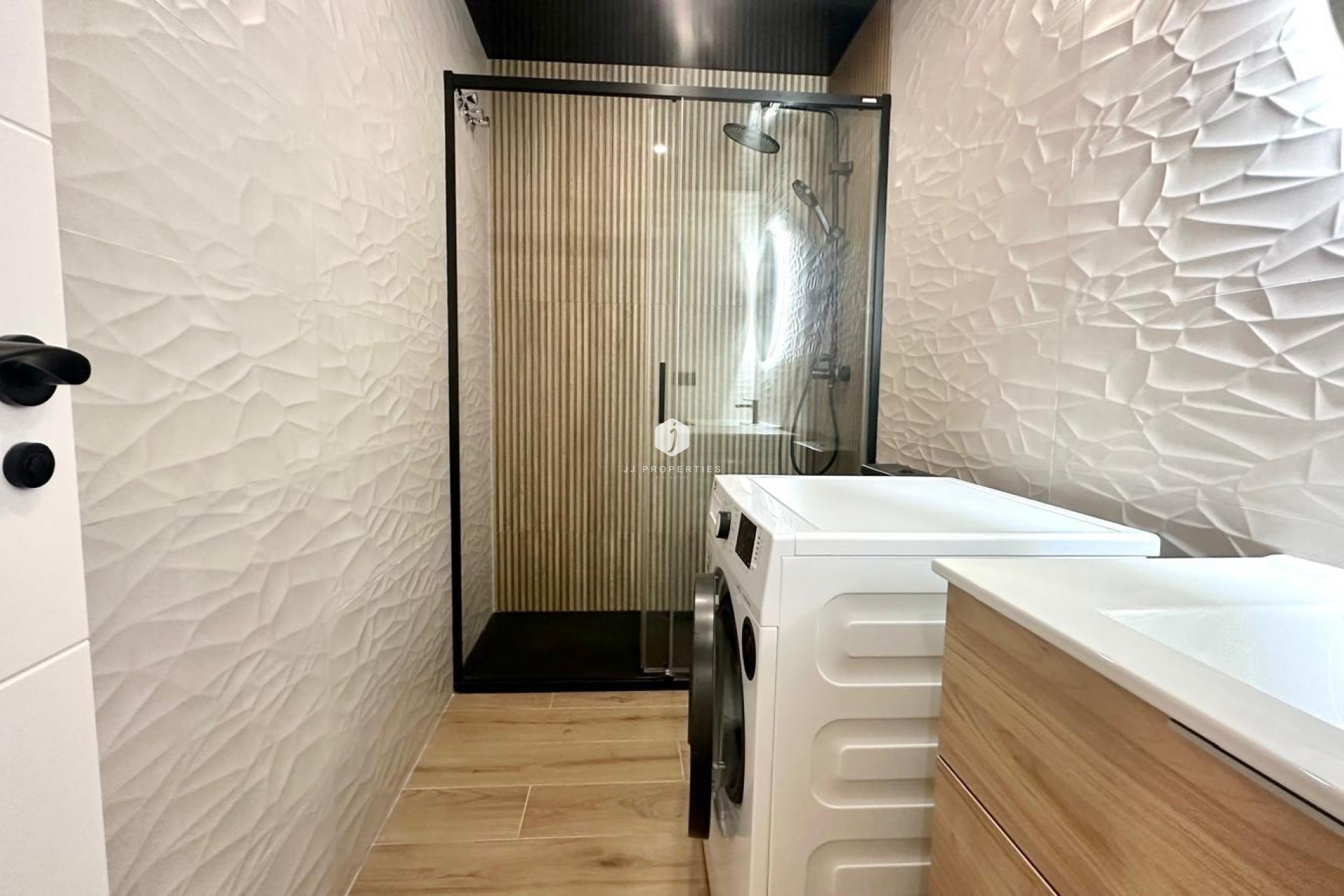 Resale - Apartment / flat -
Torrevieja - Centro