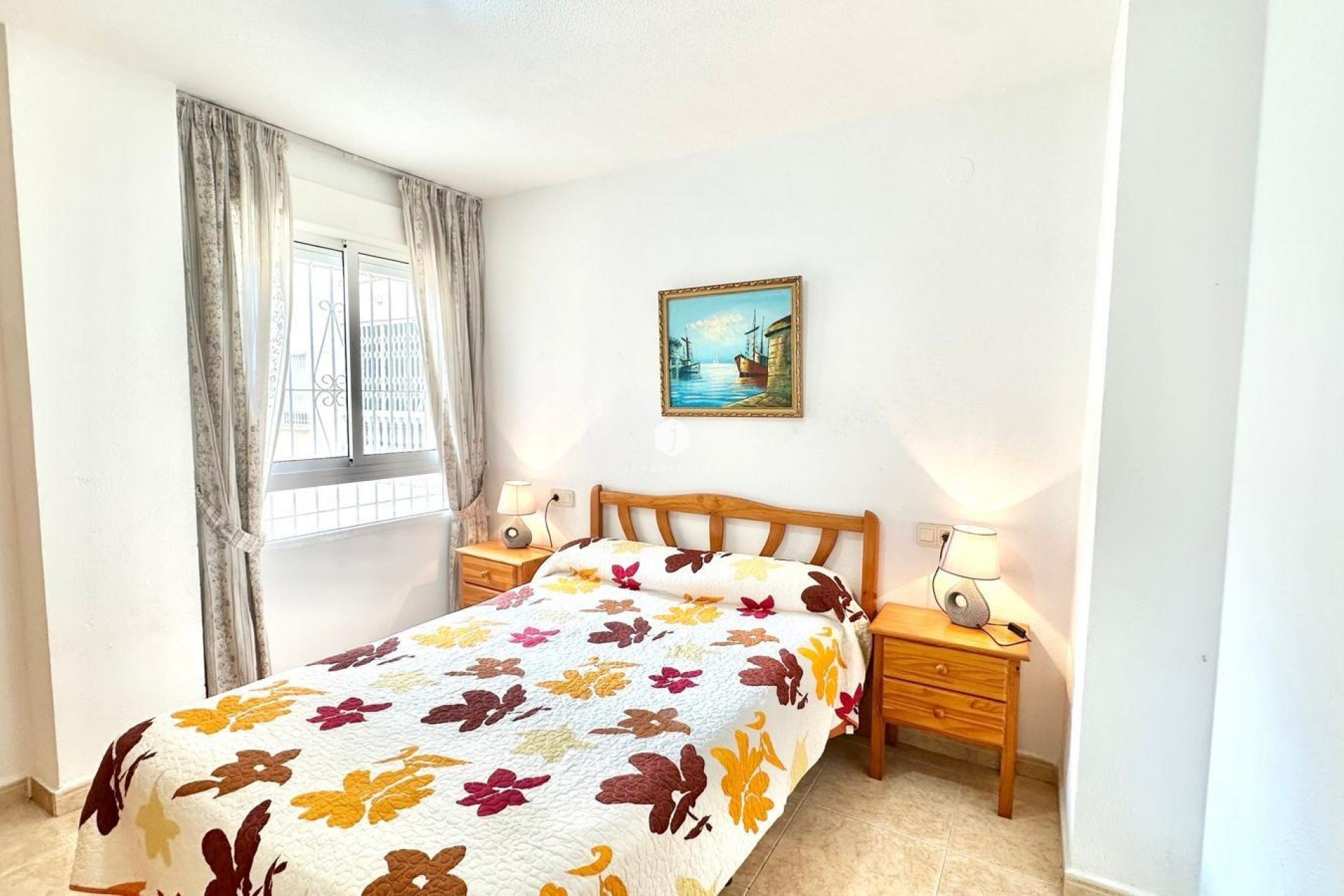 Resale - Apartment / flat -
Torrevieja - Centro