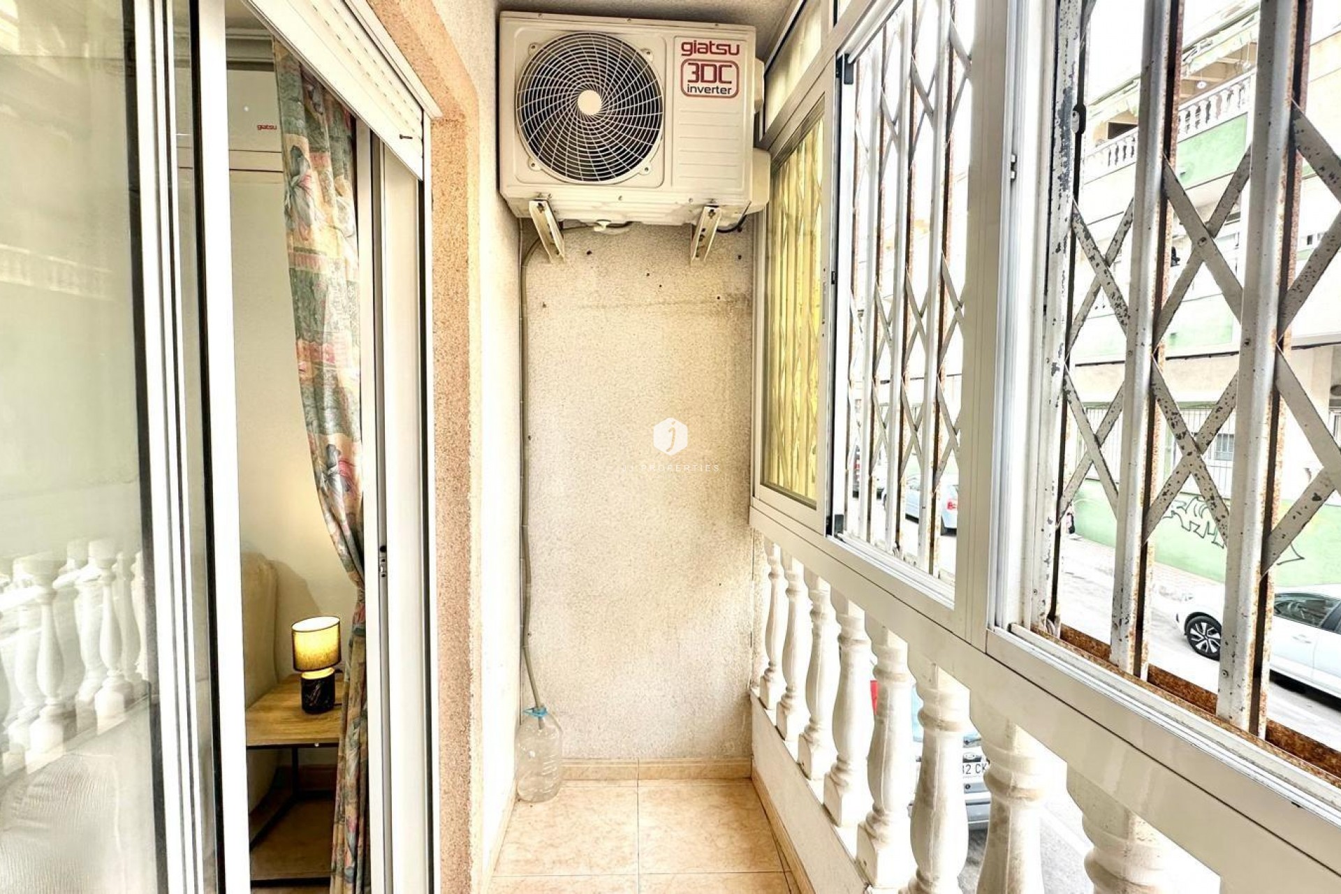 Resale - Apartment / flat -
Torrevieja - Centro