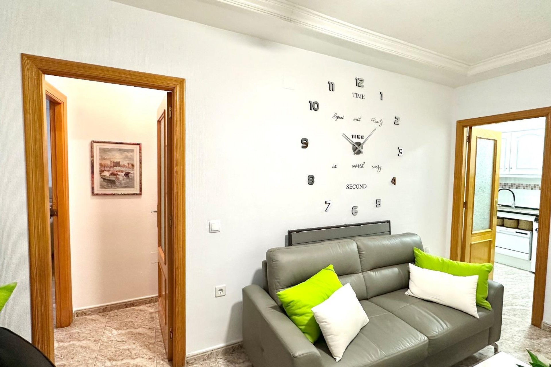 Resale - Apartment / flat -
Torrevieja - Centro