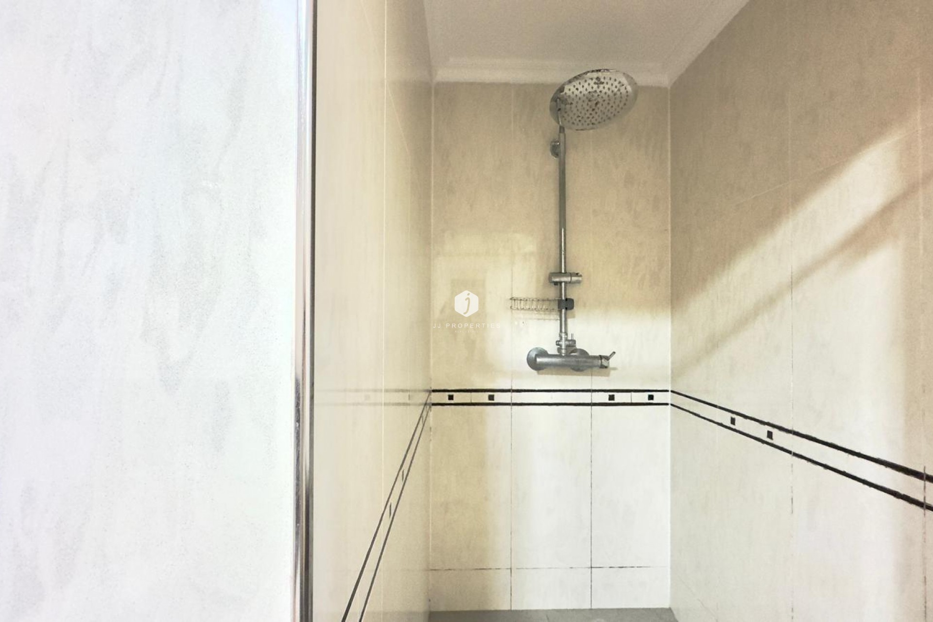 Resale - Apartment / flat -
Torrevieja - Centro