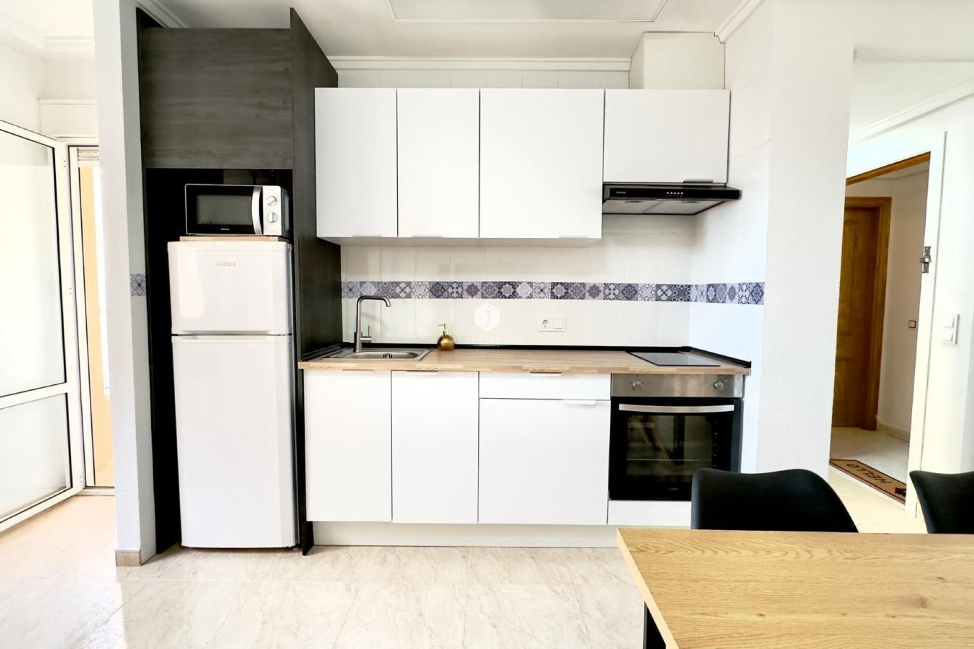 Resale - Apartment / flat -
Torrevieja - Centro