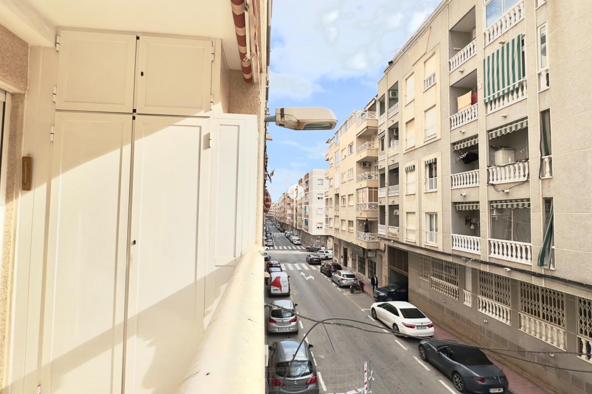 Resale - Apartment / flat -
Torrevieja - Centro