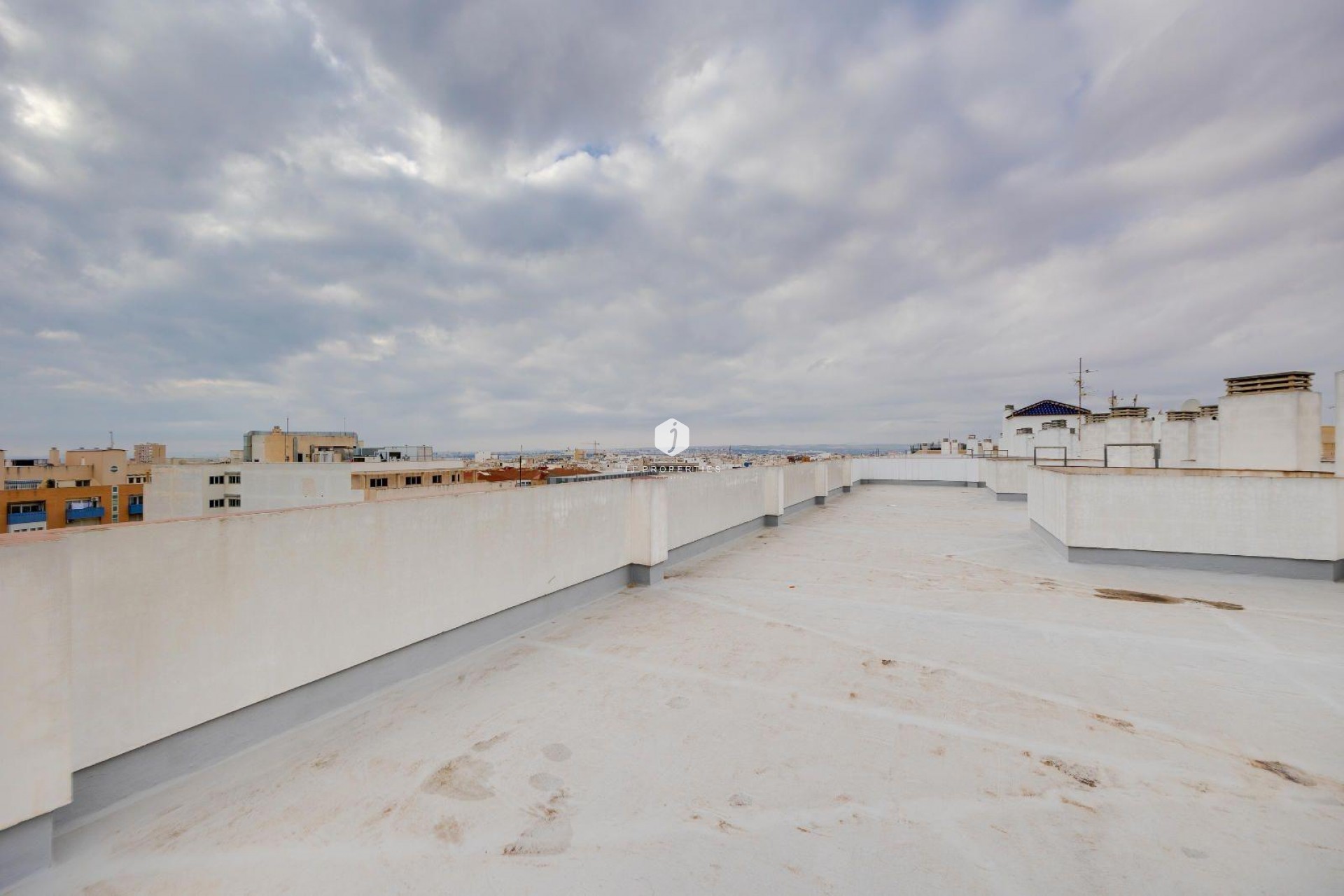 Resale - Apartment / flat -
Torrevieja - Centro