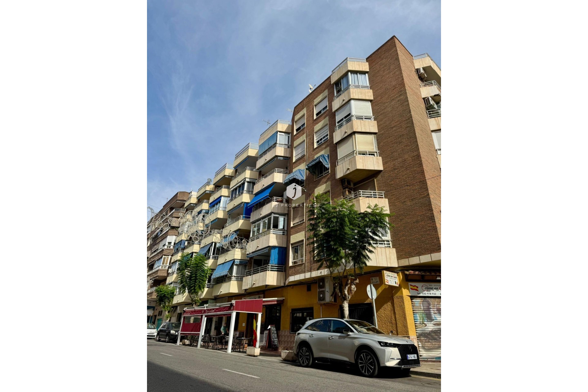 Resale - Apartment / flat -
Torrevieja - Centro
