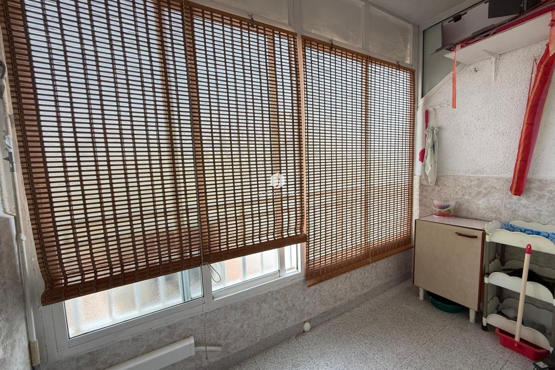 Resale - Apartment / flat -
Torrevieja - Centro