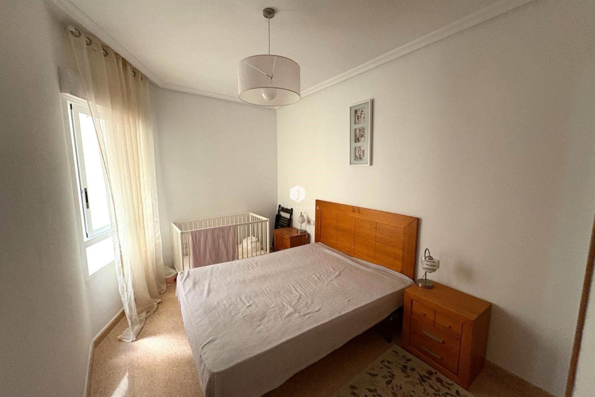 Resale - Apartment / flat -
Torrevieja - Centro