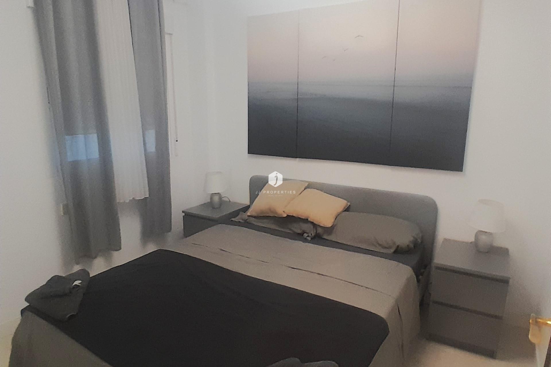 Resale - Apartment / flat -
Torrevieja - Centro