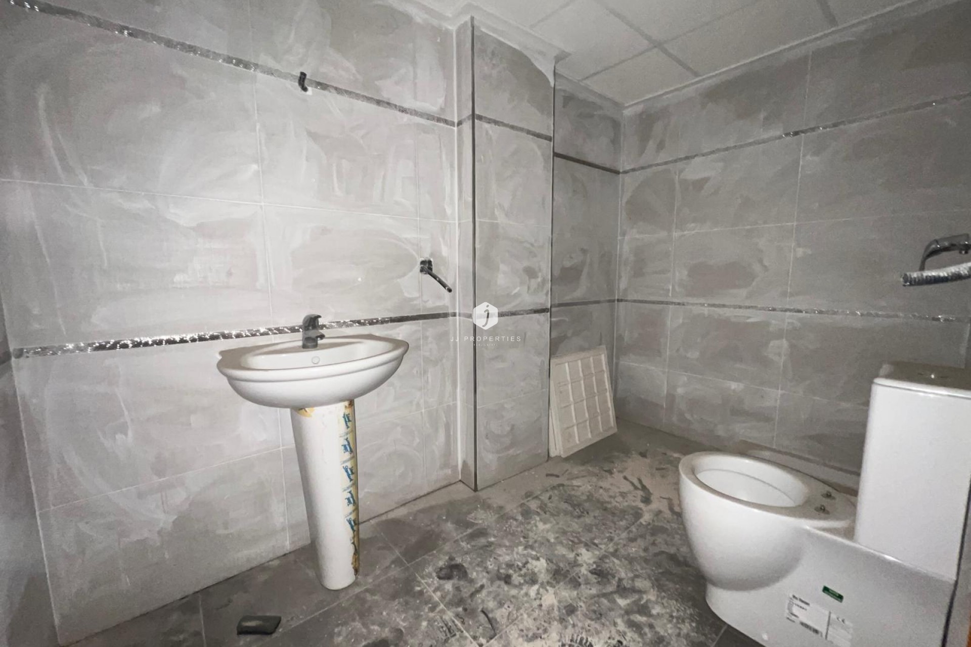 Resale - Apartment / flat -
Torrevieja - Centro