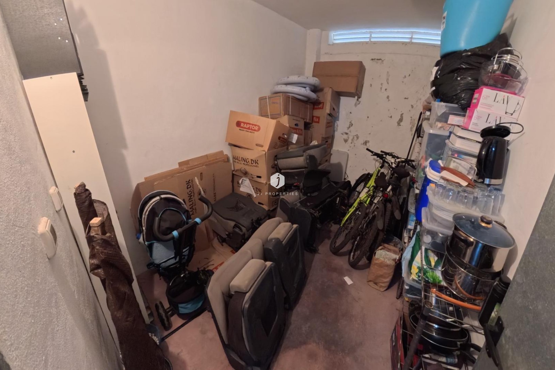 Resale - Apartment / flat -
Torrevieja - Centro