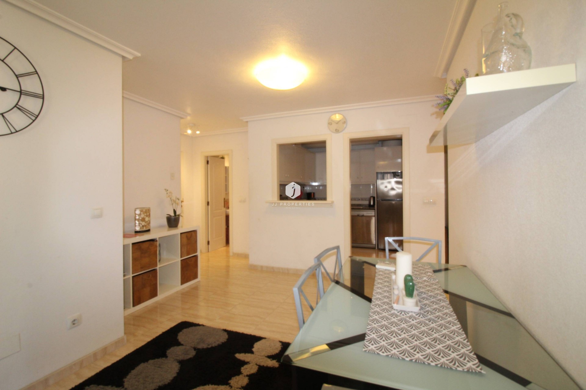 Resale - Apartment / flat -
Torrevieja - Centro