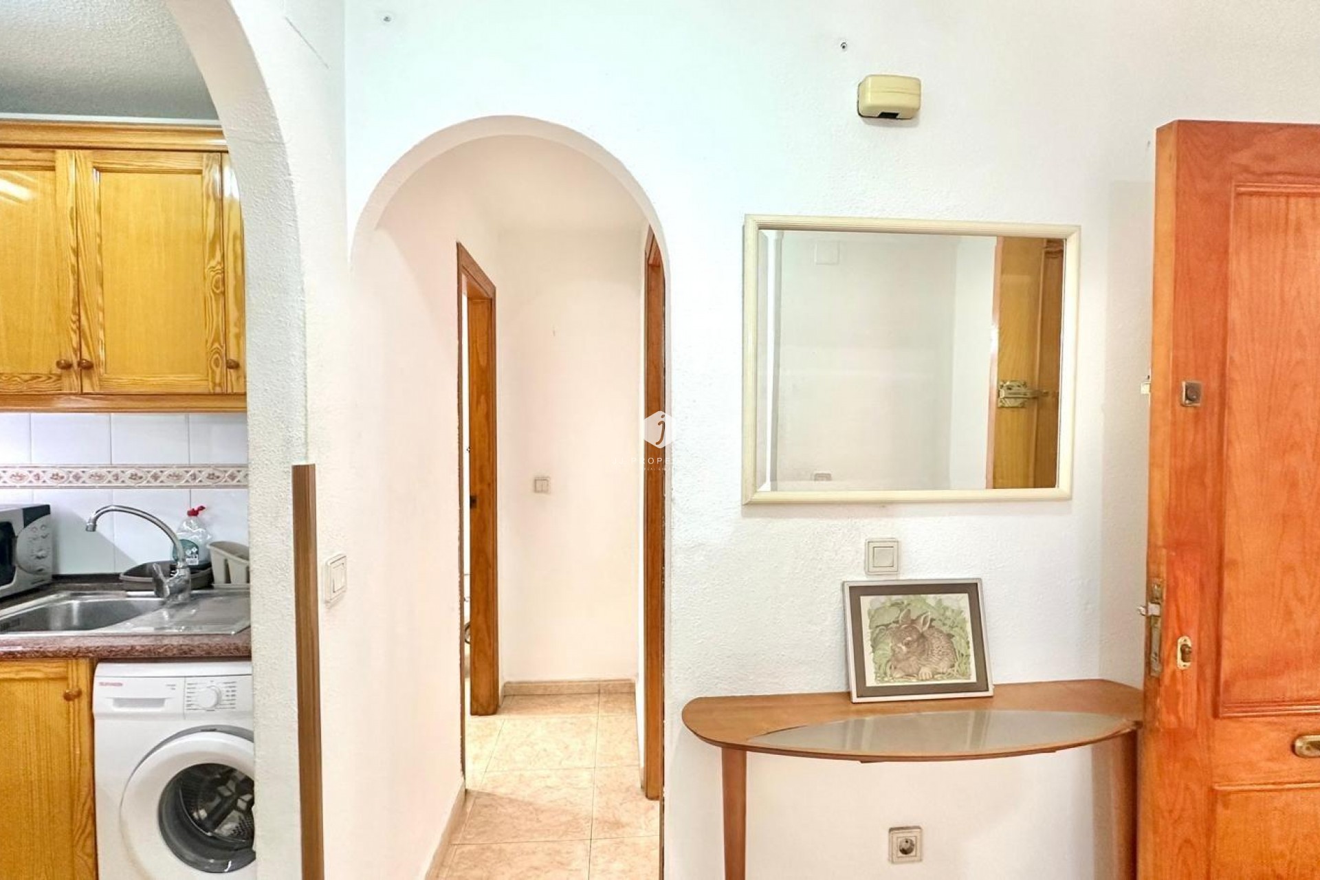 Resale - Apartment / flat -
Torrevieja - Centro