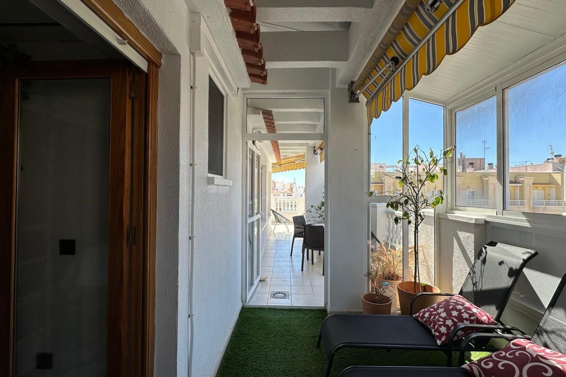 Resale - Apartment / flat -
Torrevieja - Centro