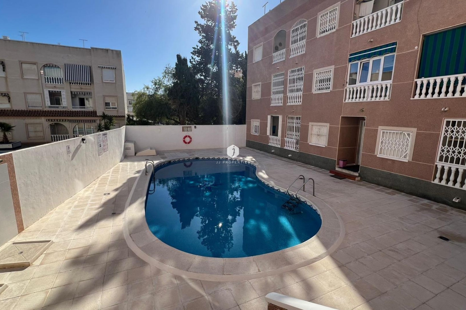 Resale - Apartment / flat -
Torrevieja - Centro