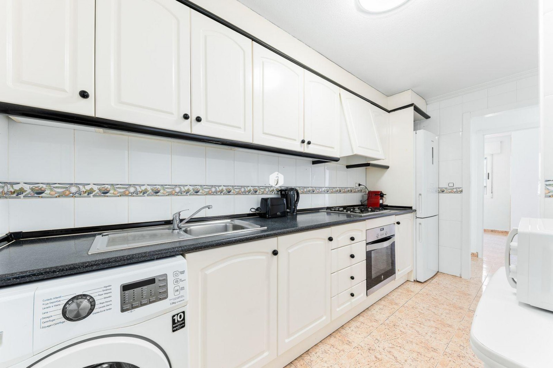 Resale - Apartment / flat -
Torrevieja - Centro